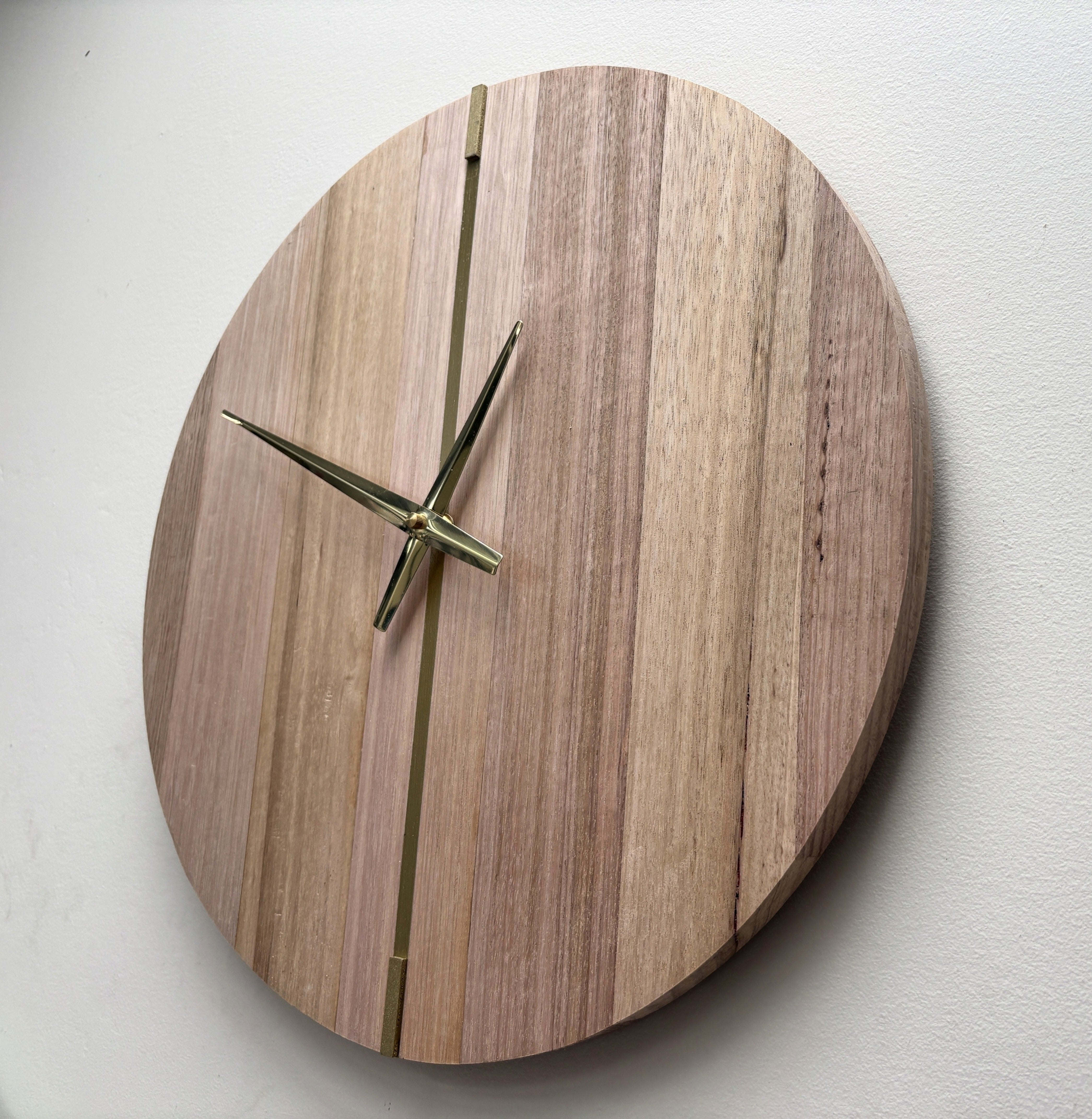 Meridian – Handmade Tasmanian Oak Wall Clock | Brass Coloured Inlay, No Numerals, Silent Movement | 30cm or 40cm