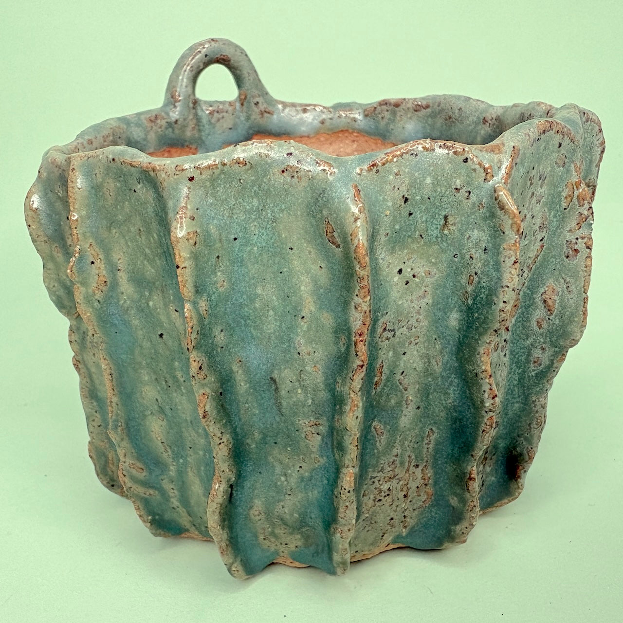 Ceramic orchid pot with ridges