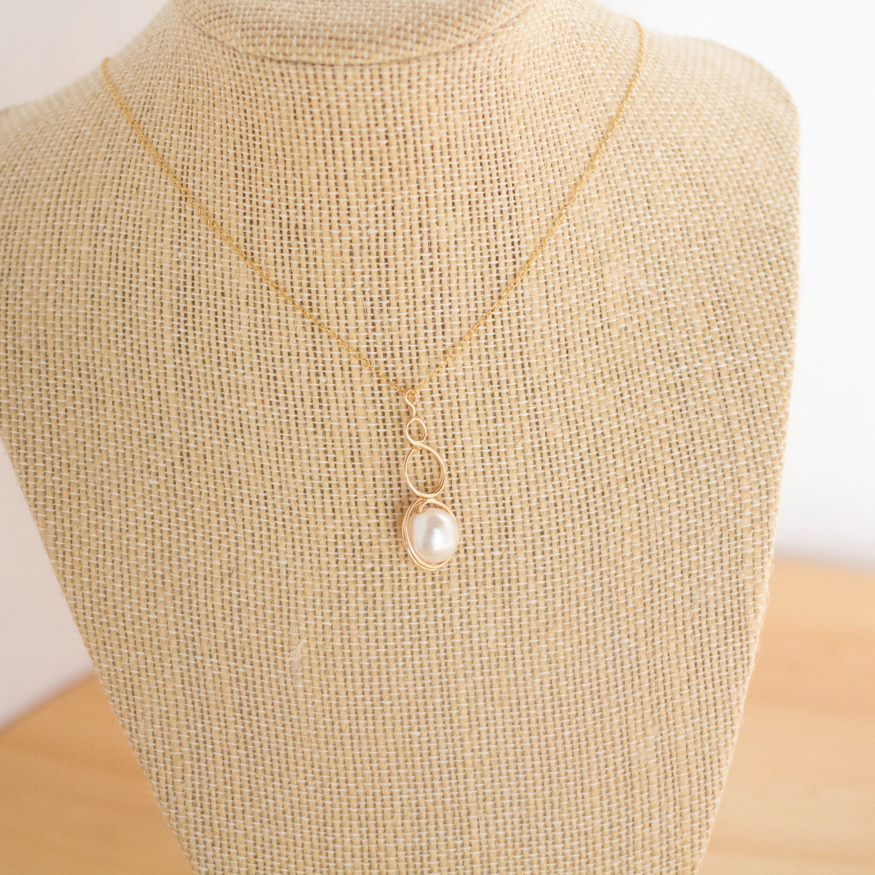Gold Filled Baroque Pearl Loop Pendant Necklace | Jewellery Gift Idea