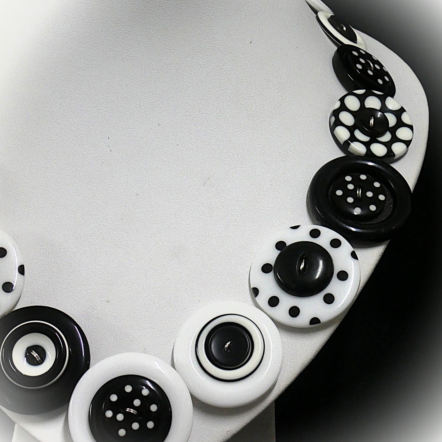 Button necklace - Dalmatian Spots