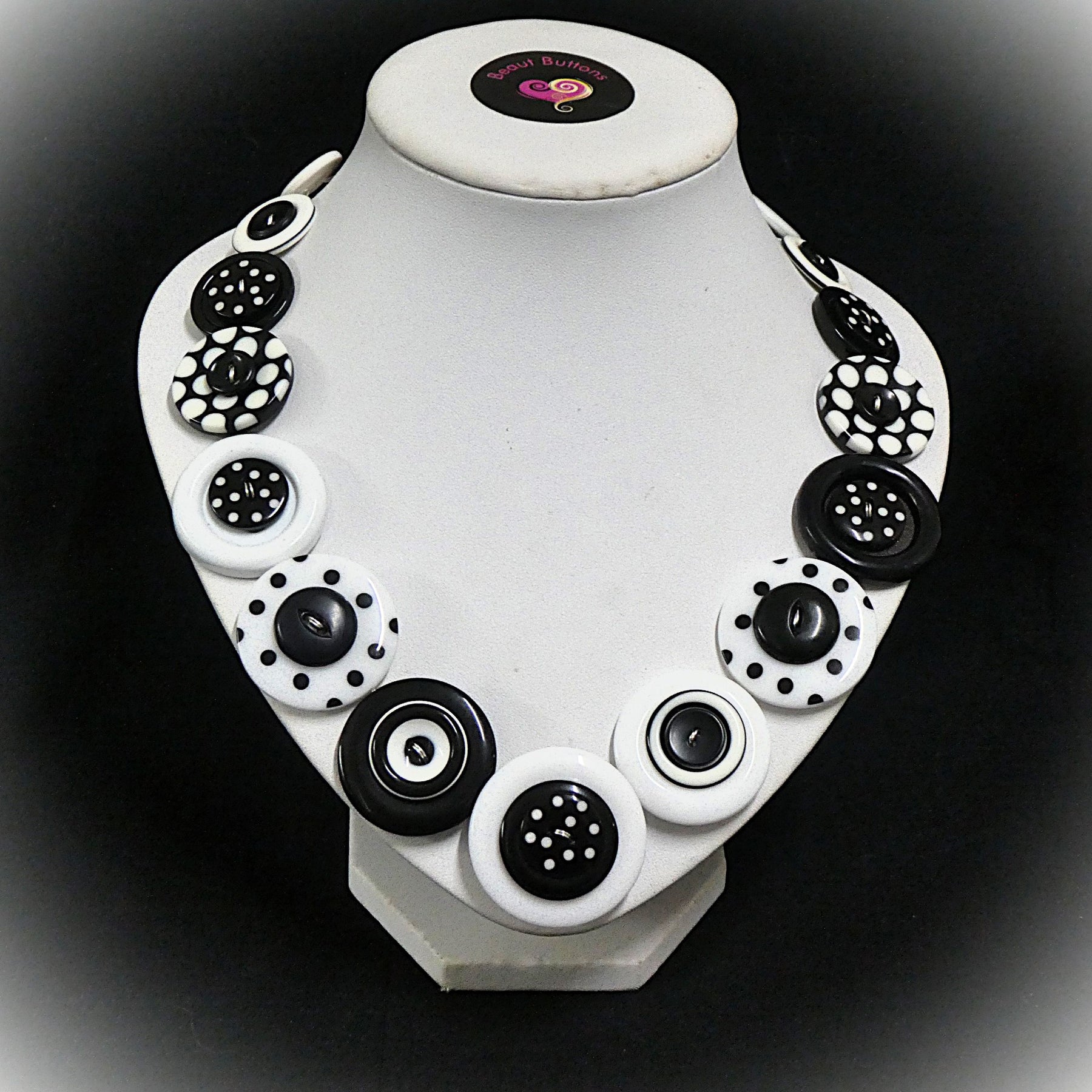 Button necklace - Dalmatian Spots