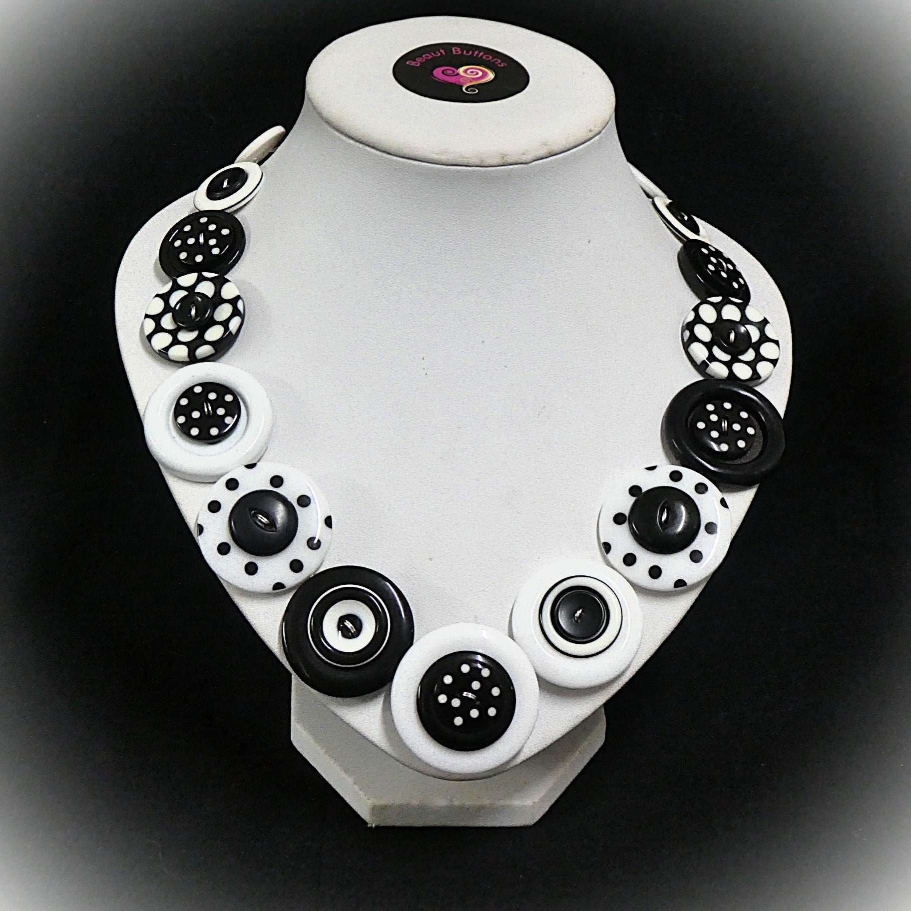 Button necklace - Dalmatian Spots