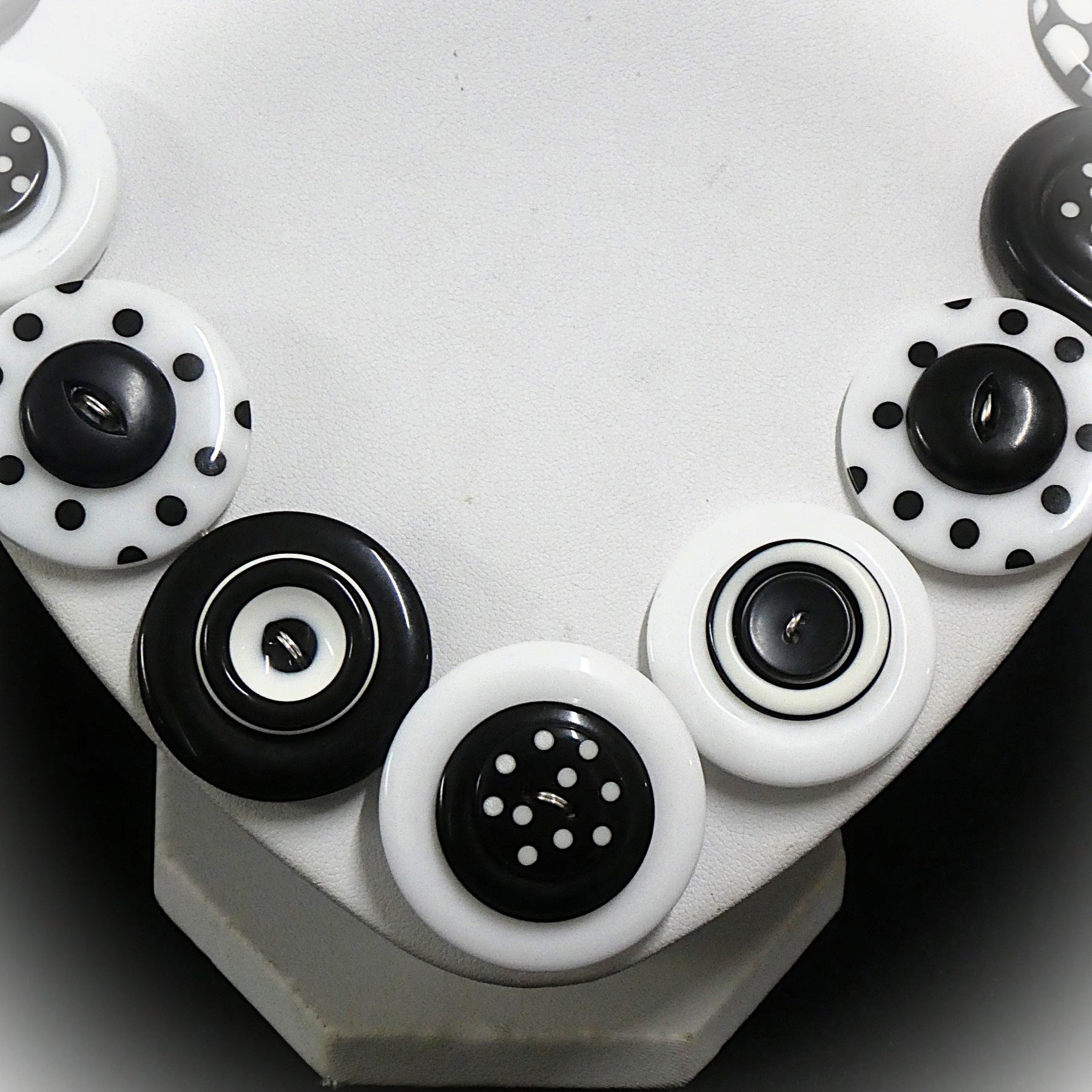 Button necklace - Dalmatian Spots