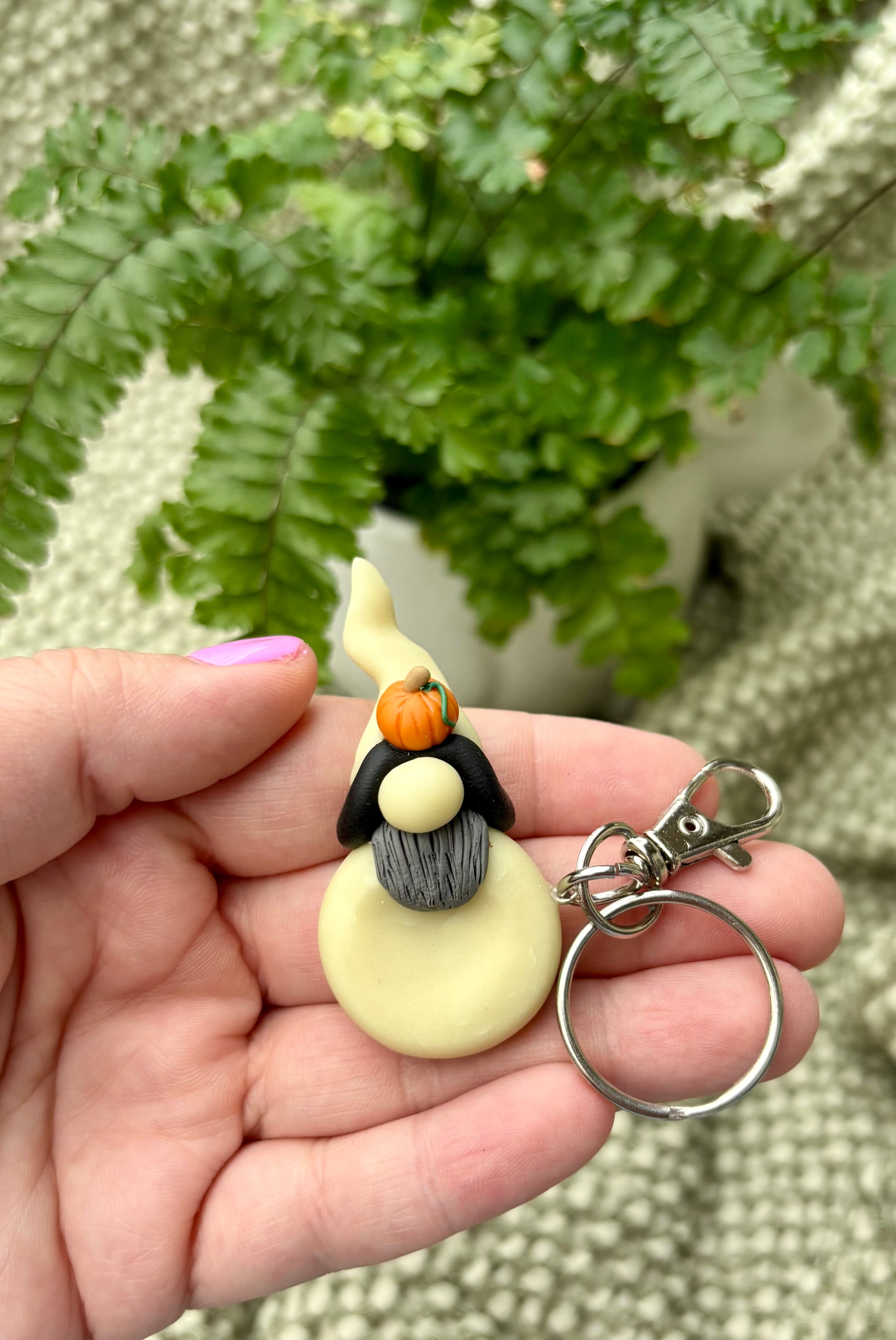 Gnome Stone - Glow in the dark - Halloween