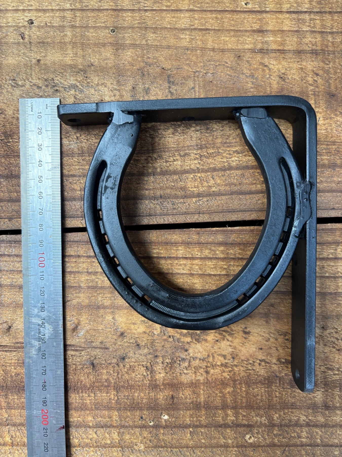 Horseshoe Shelf Wall Bracket