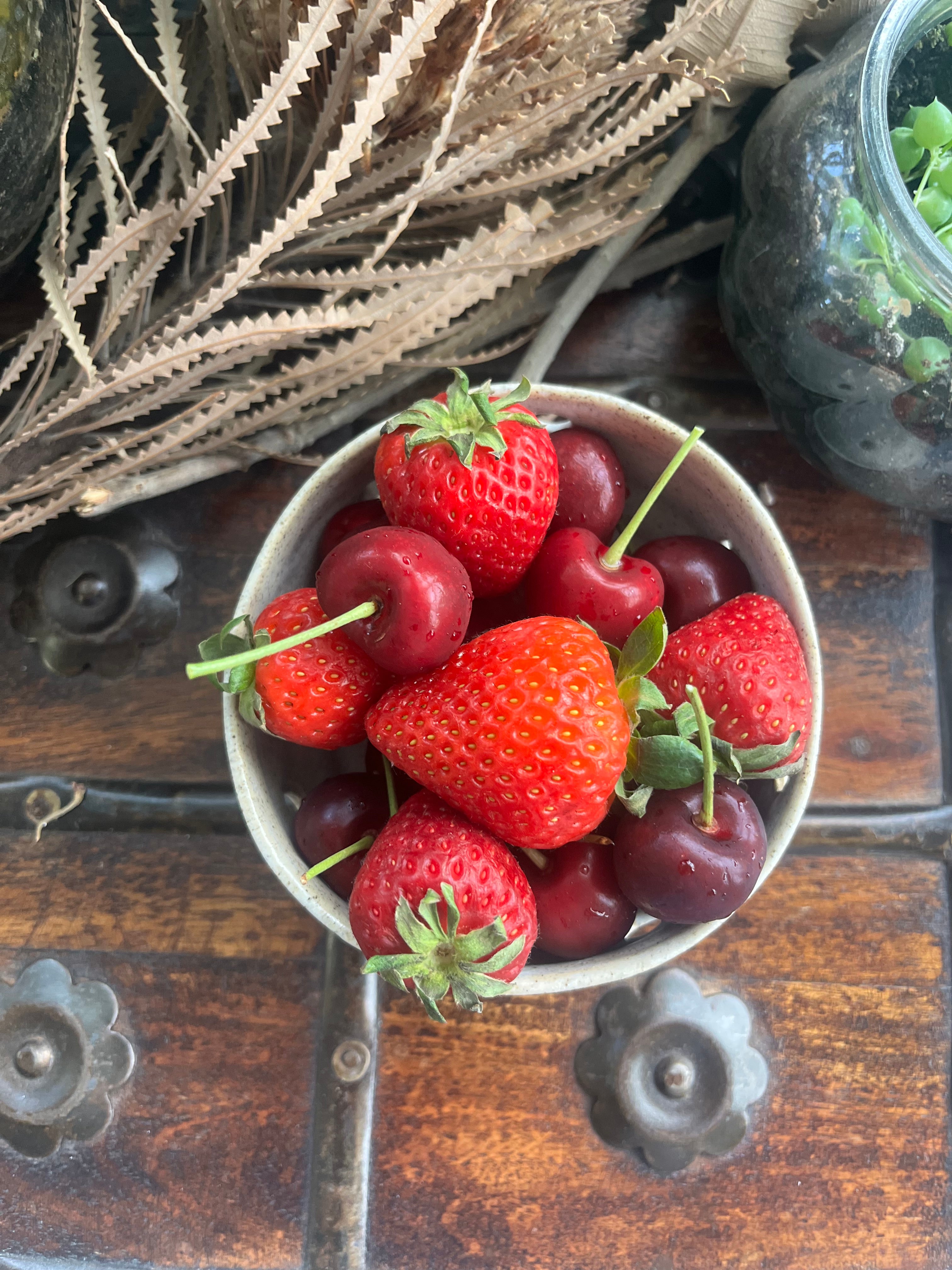 White Ceramic Berry Bowl with Base Plate