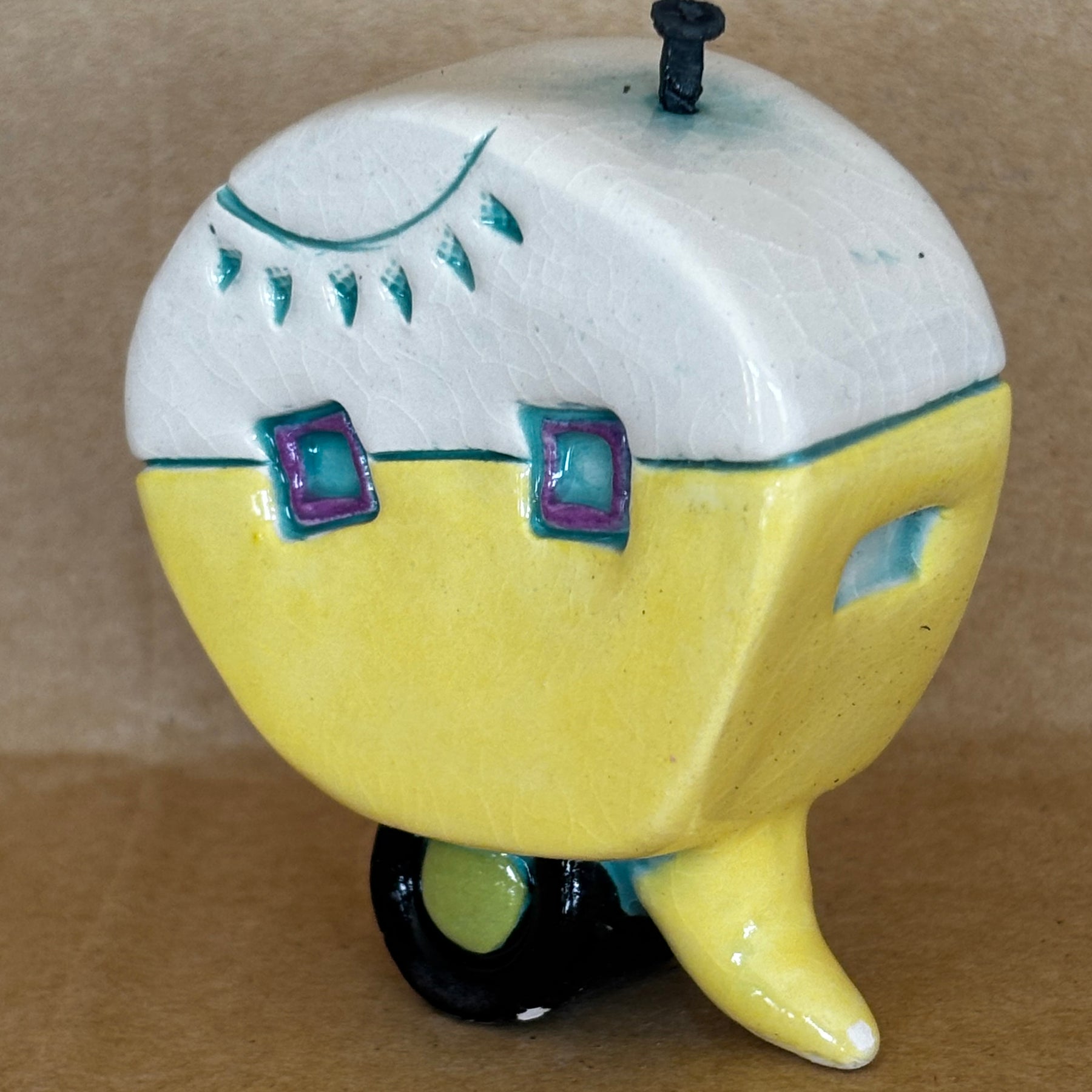 Small Retro Collectable Ceramic Caravan 4