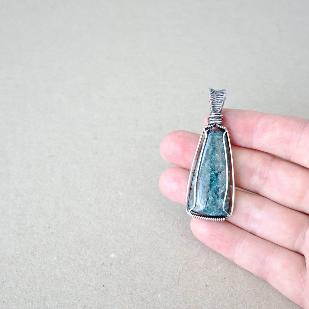Handcrafted Apatite Pendant - Talisman of Inspiration