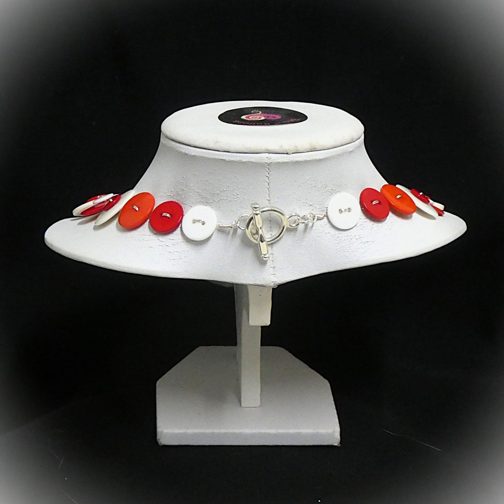 Button necklace - Red Spot