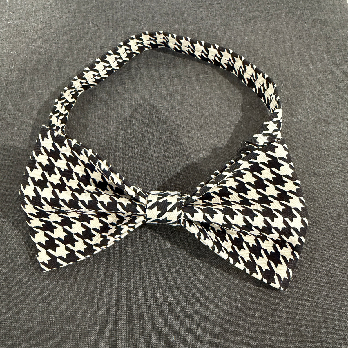 Bow Tie - Houndstooth Sml