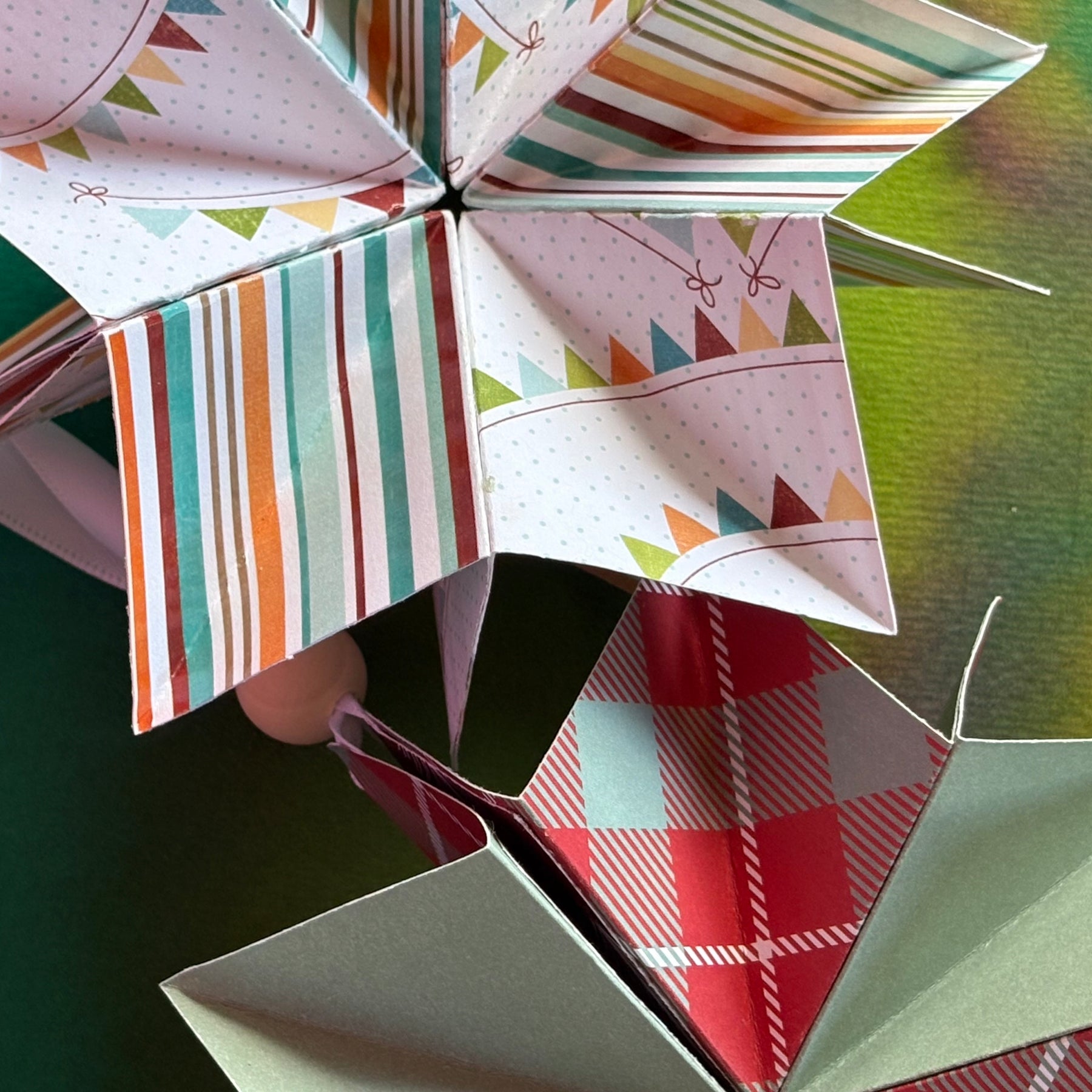 Foldout Pocket Paper Stars, set of 2