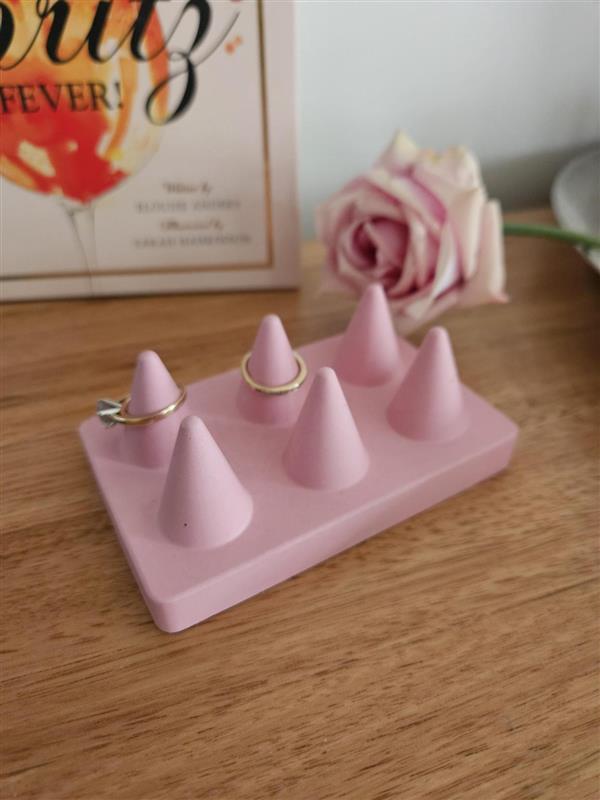 Eco Resin ring holder
