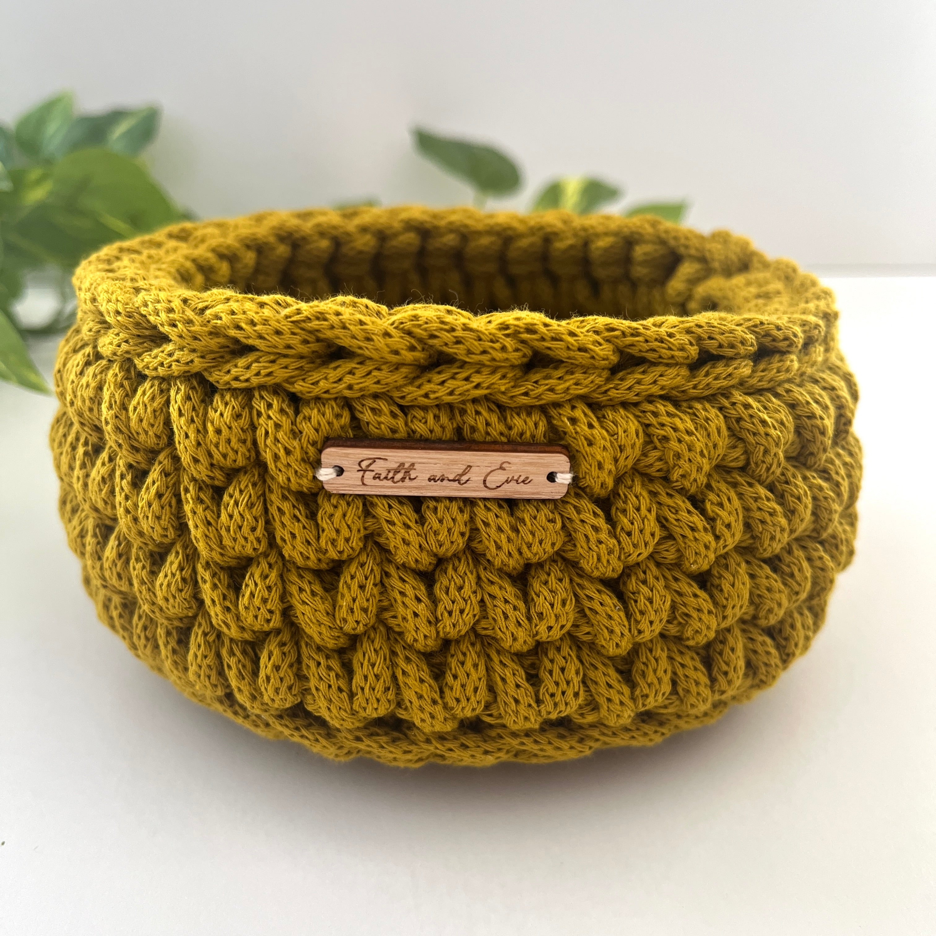 Small crochet basket - colour Spicy Yellow