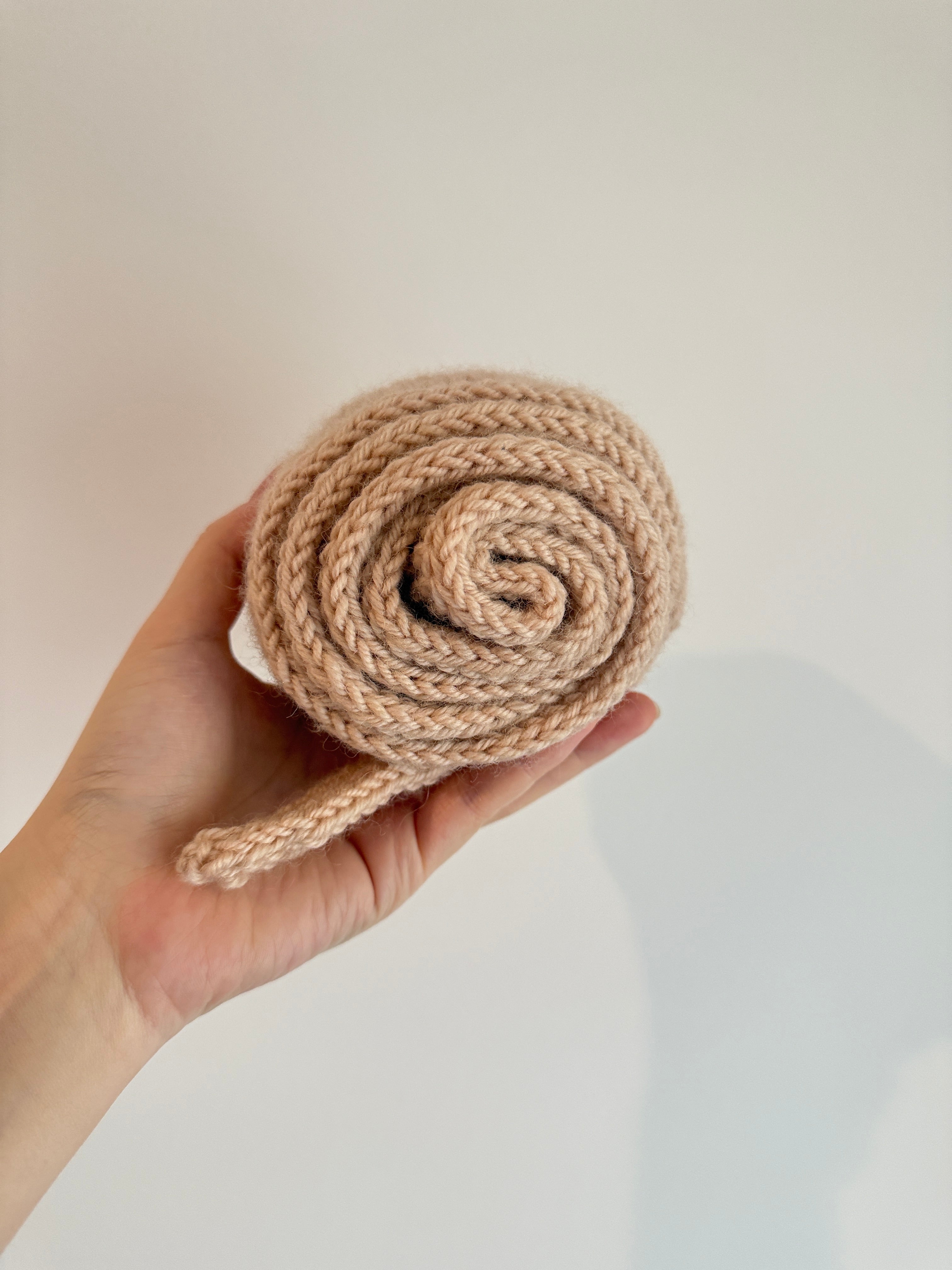 Knitted sophie scarf in beige
