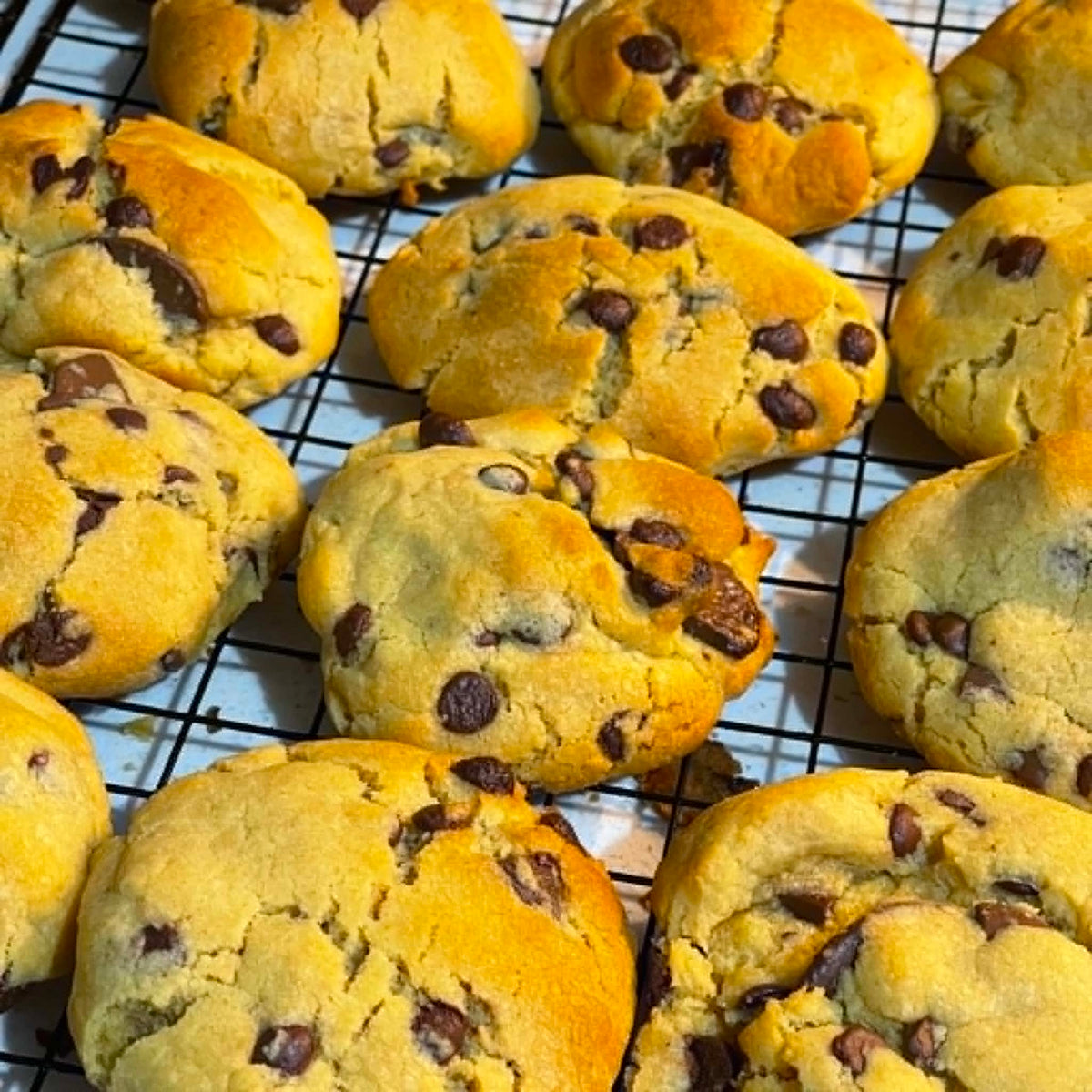 Big Bickies Weekly Flavour Surprise 6 Pack