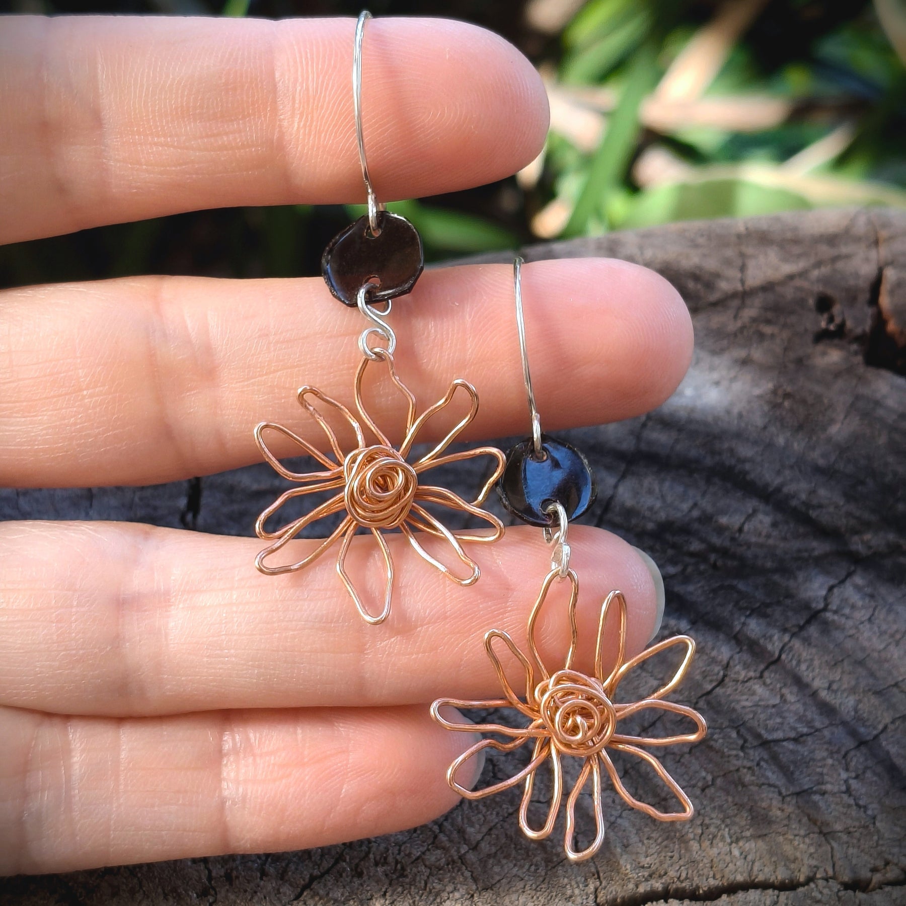 Daisy If I Do - flower earrings