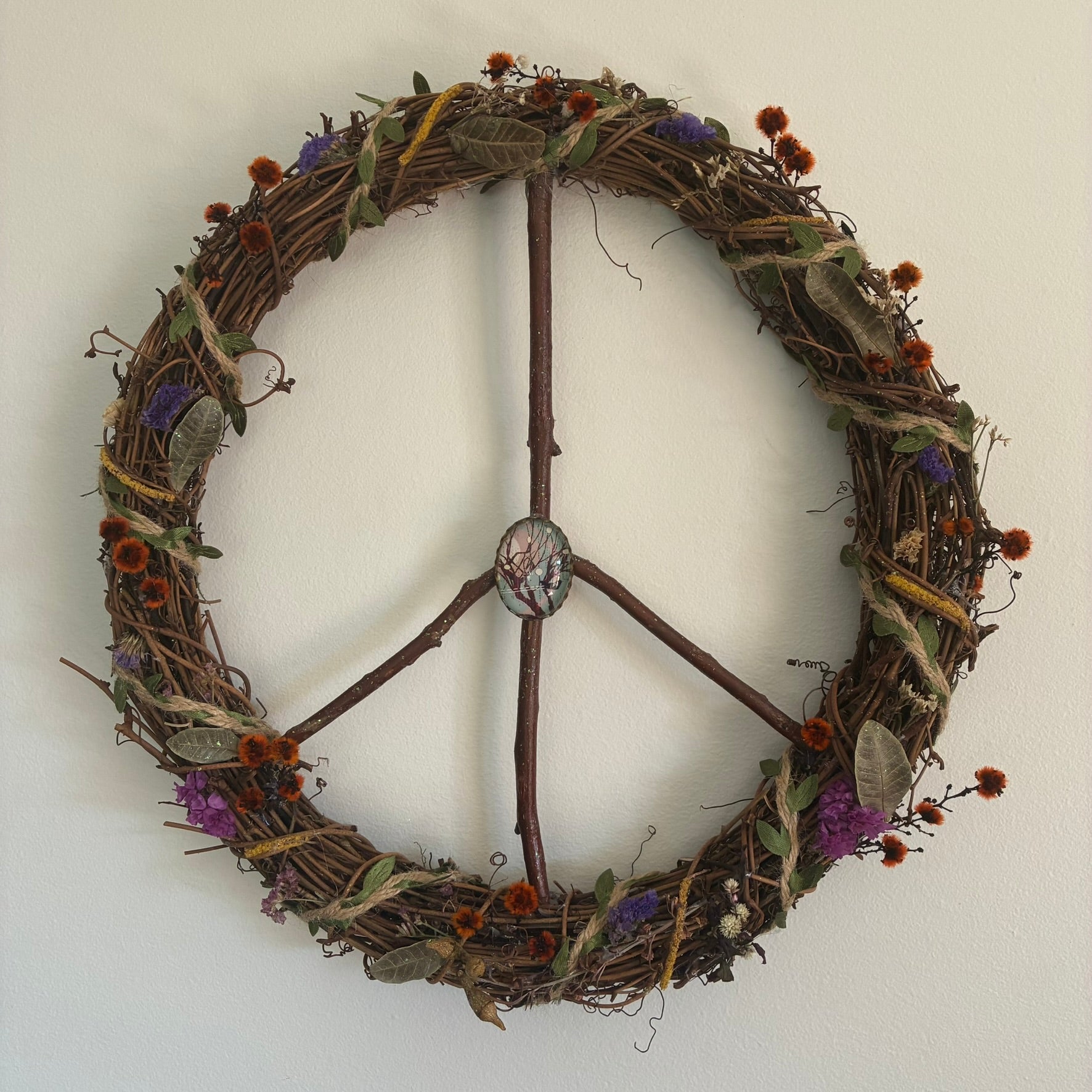 Wreath of Peace (Measures 33cm x 33cm)