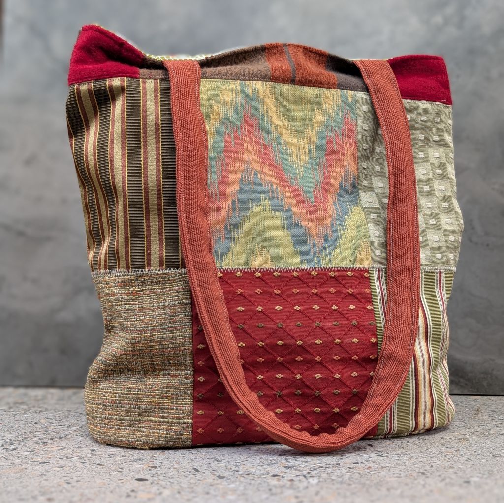 Patchwork tote with zip pocket - Evadne