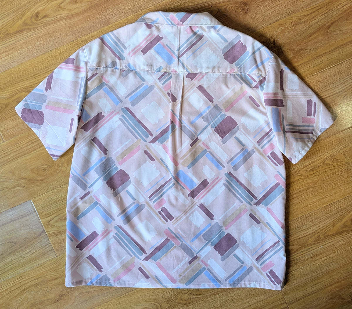 Upcycled Unisex Cotton Button-up Shirt 1980s/90s Sheet (Pink / Size M)