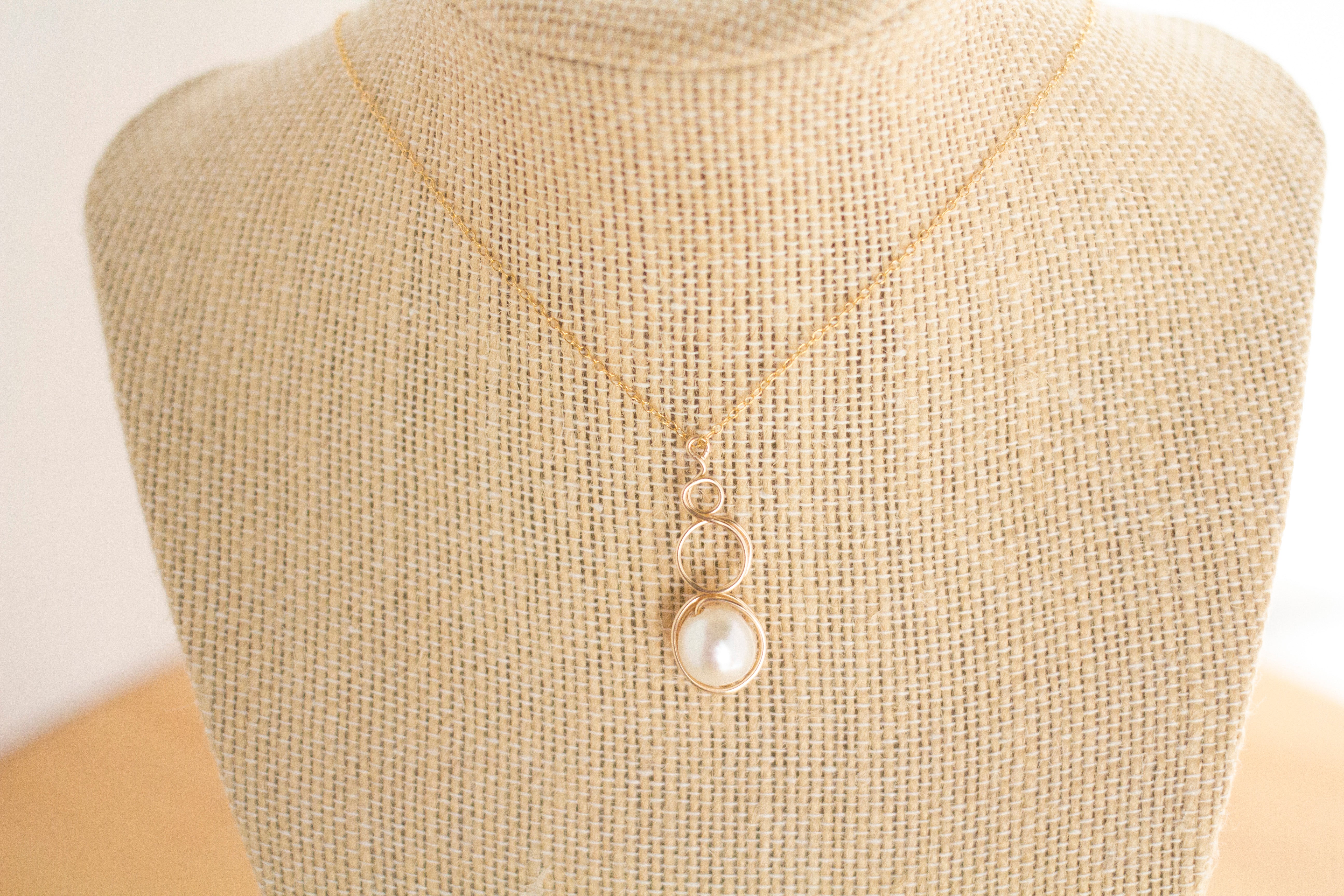 Gold Filled Baroque Pearl Loop Pendant Necklace | Jewellery Gift Idea