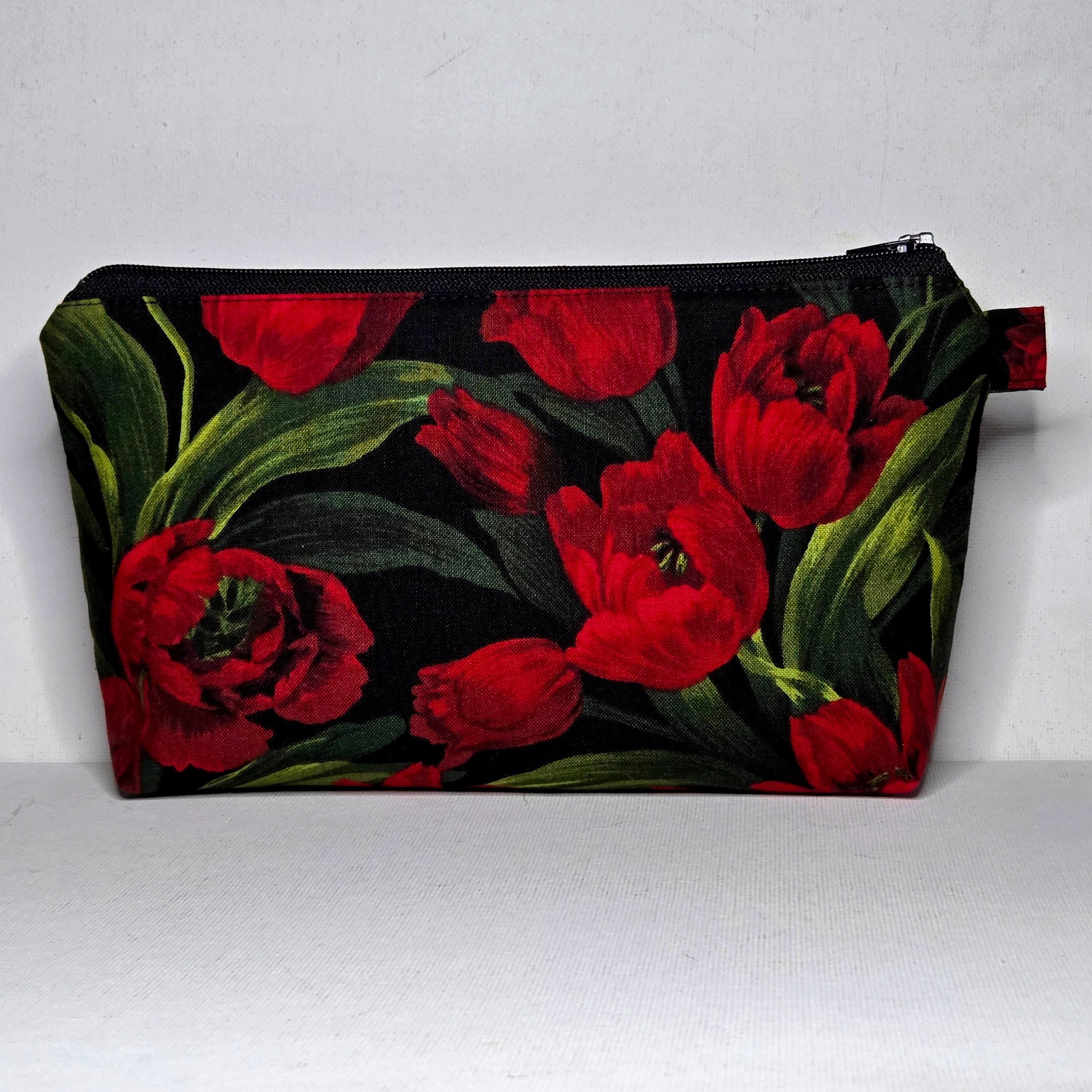 Zippered Pouch in Tulip Fabric, size Large