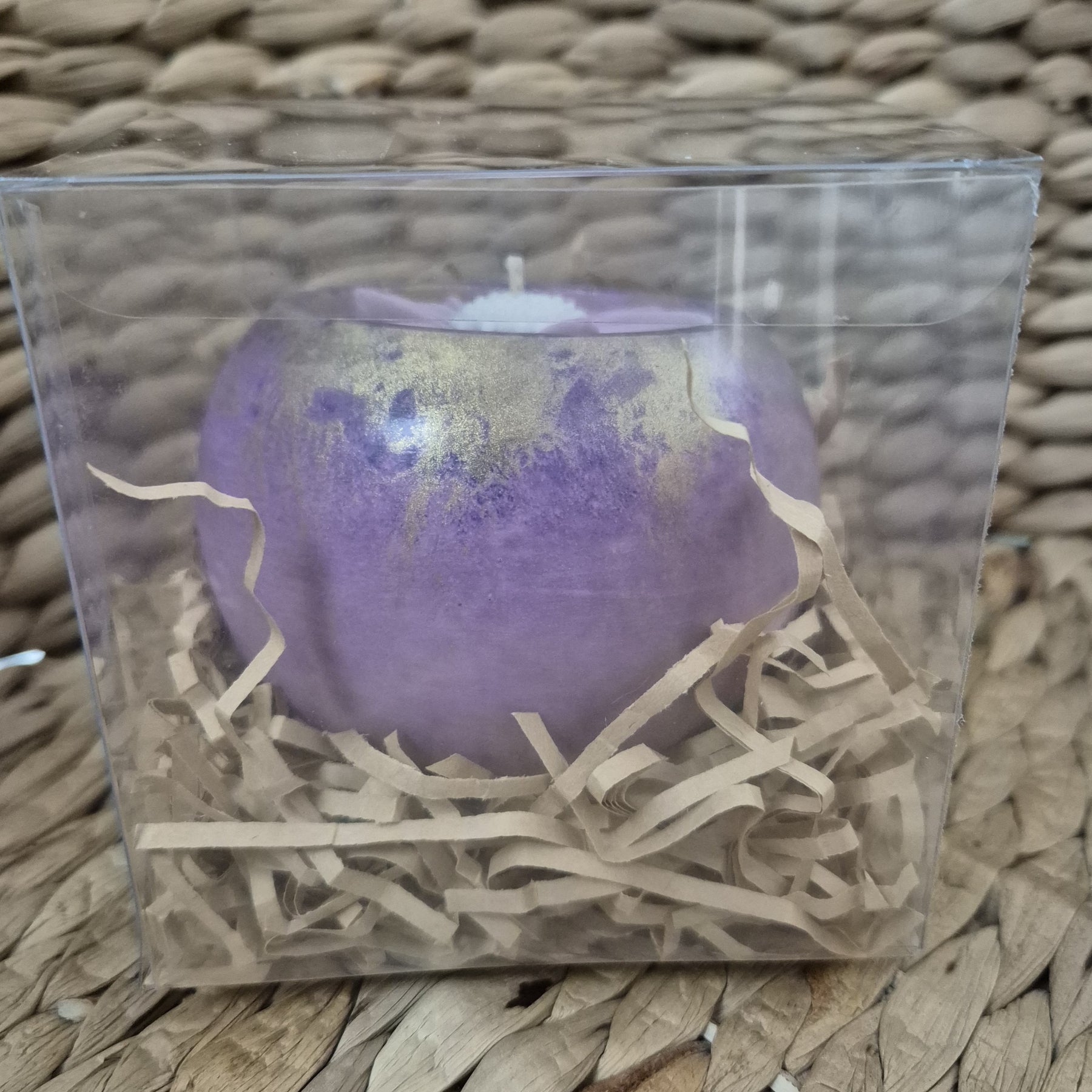 Concrete pot belly bowl candle with black raspberry fragrance