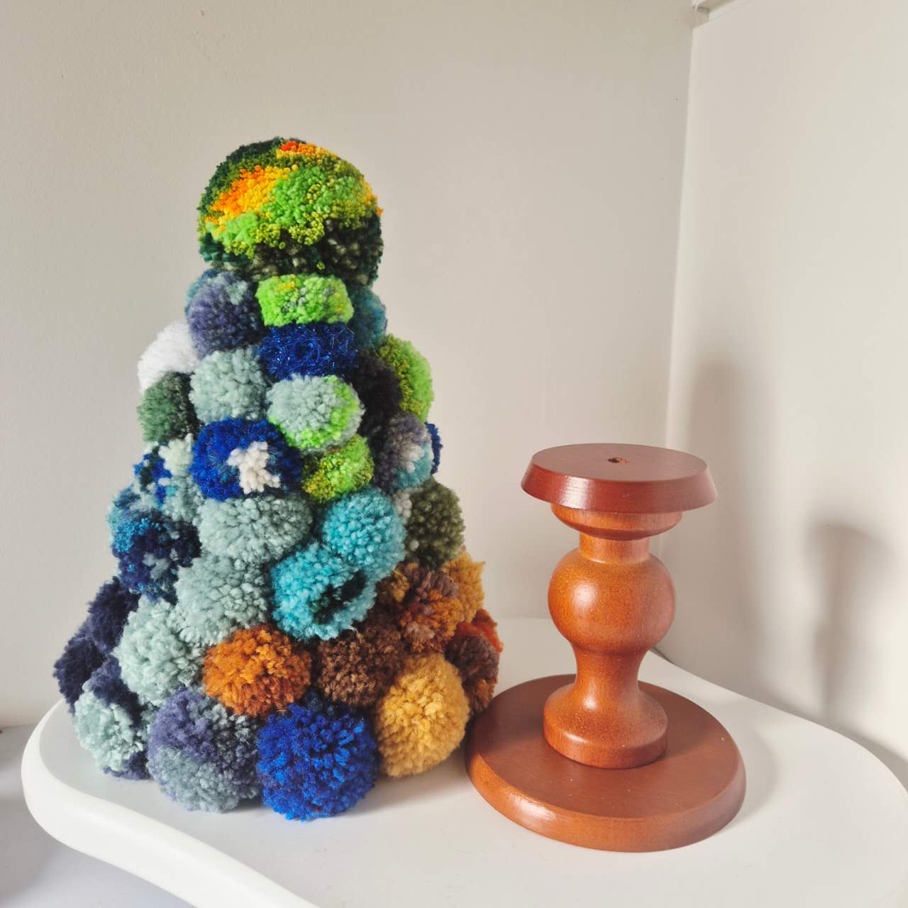 Van Gogh Inspired Pom Pom Christmas Tree – Handmade Artistic Christmas Decoration