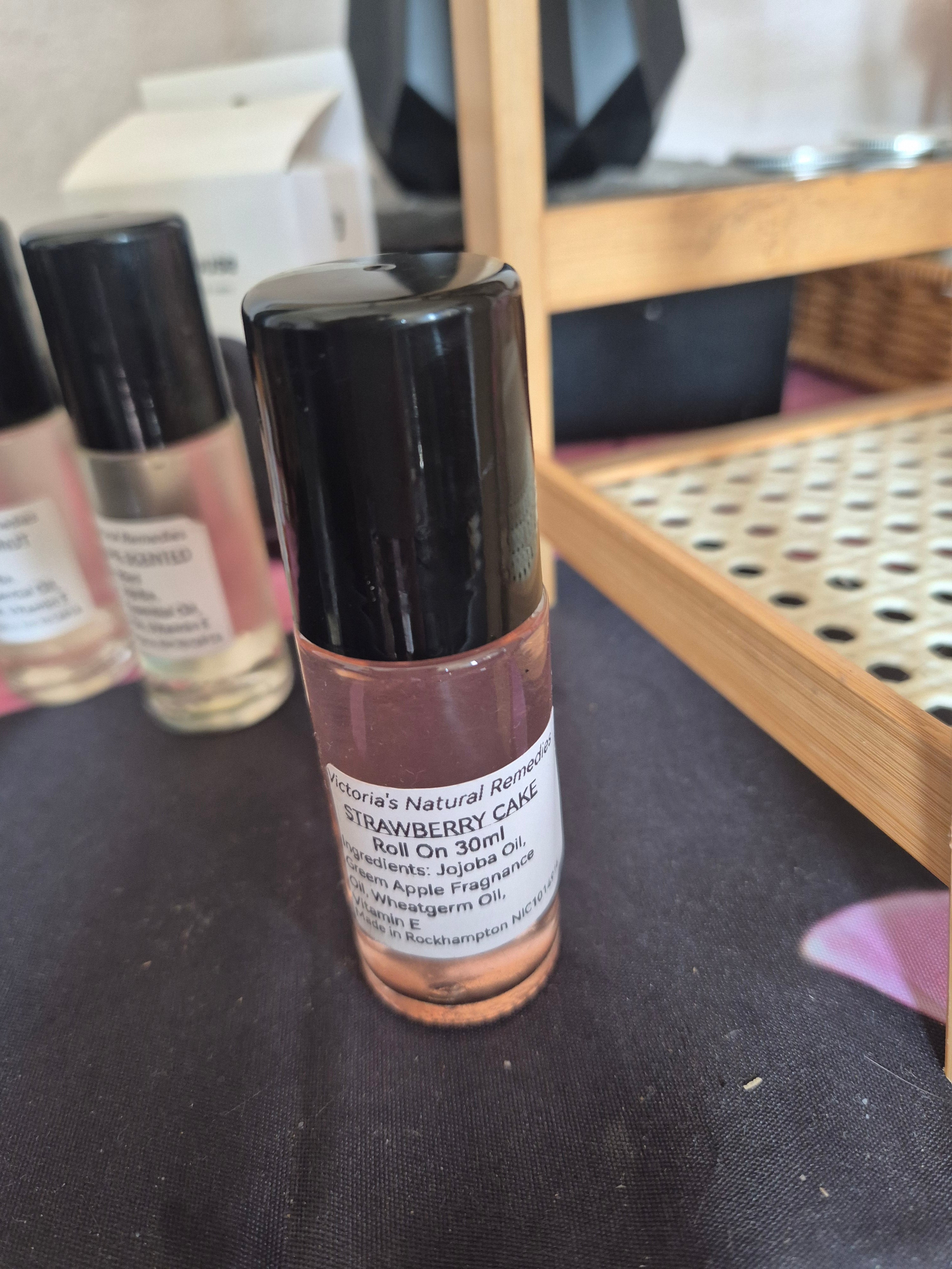 **🌸 Victoria's Natural Remedies – 30ml Perfume Roll-Ons 🌸**