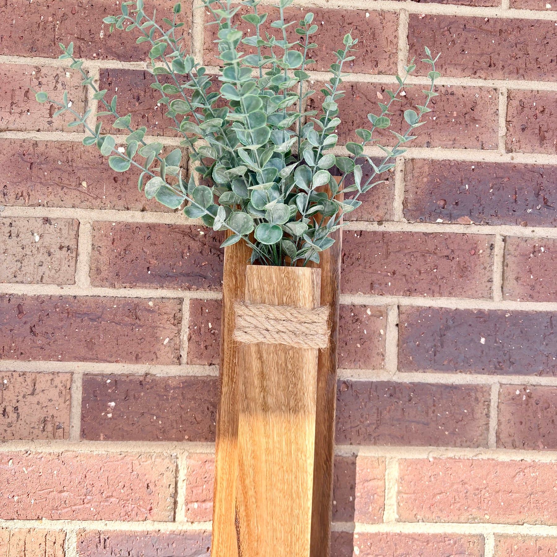 Spotted gum Wall pocket vase