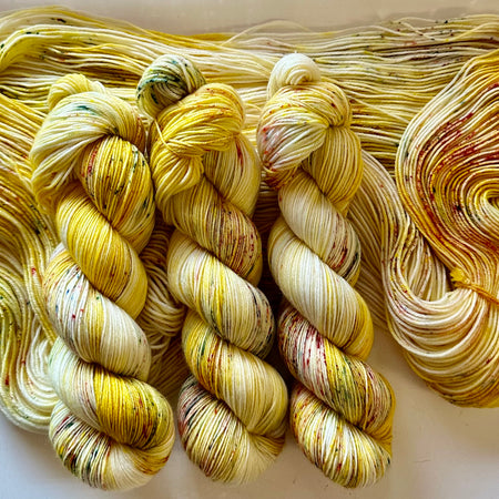 Speckled Sunshine  - 4ply Hand dyed sock yarn