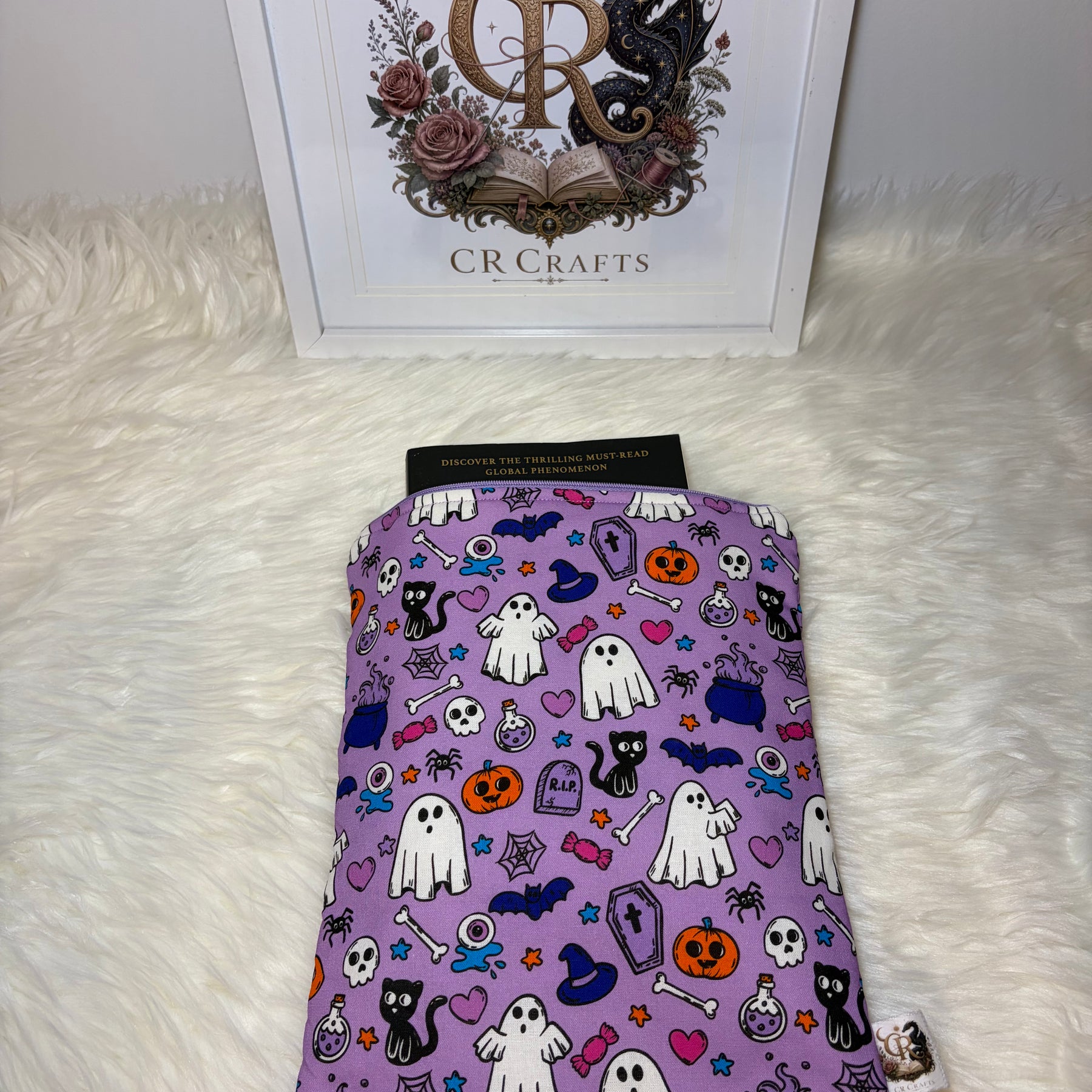 👻 Book Sleeve with Zipper | 👻 Lilac Boo Crew