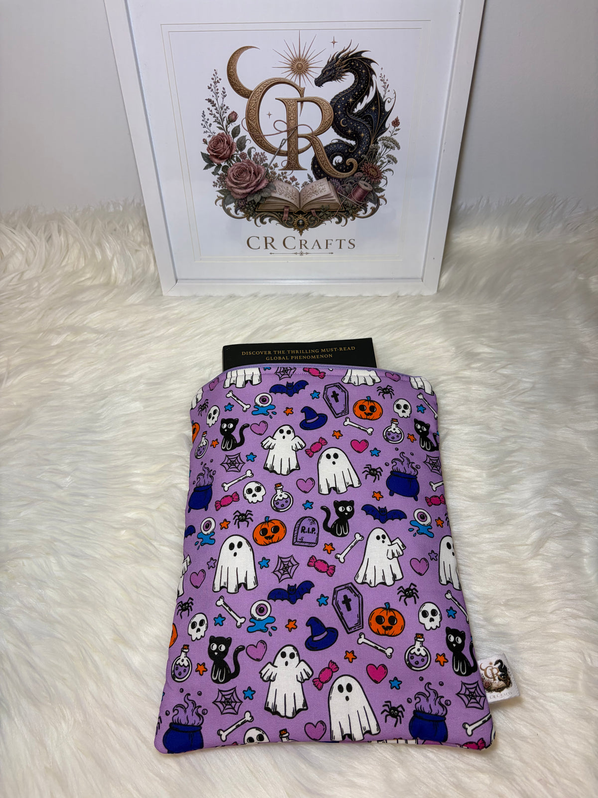 👻 Book Sleeve with Zipper | 👻 Lilac Boo Crew