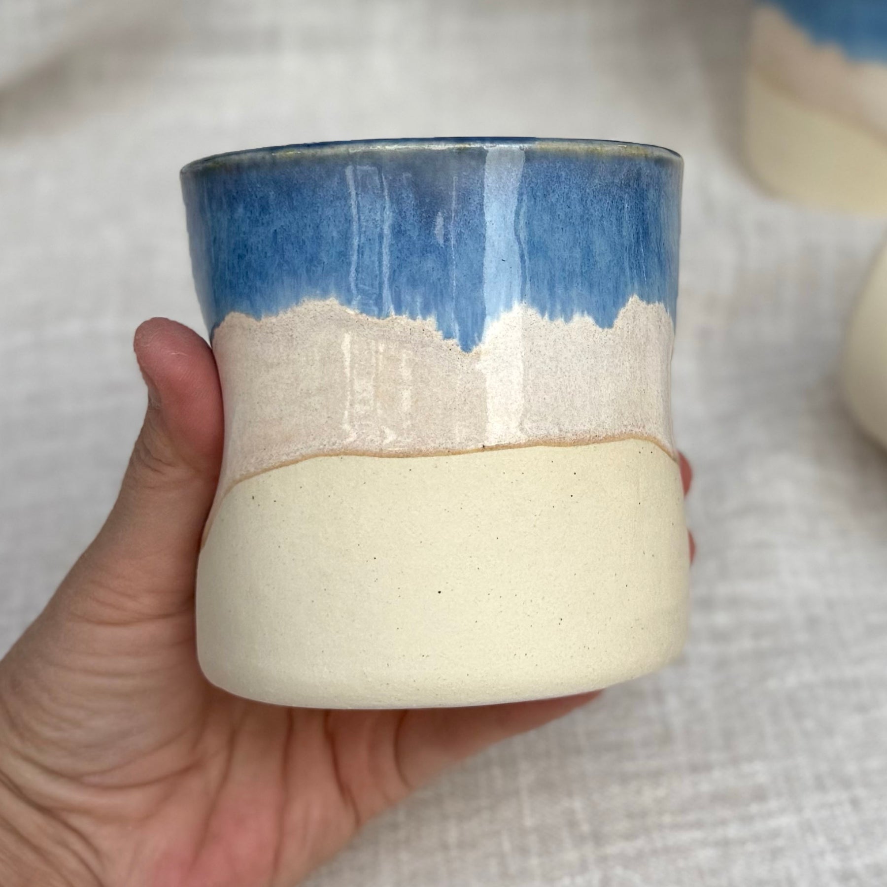 Thumbler ceramic mugs 350ml