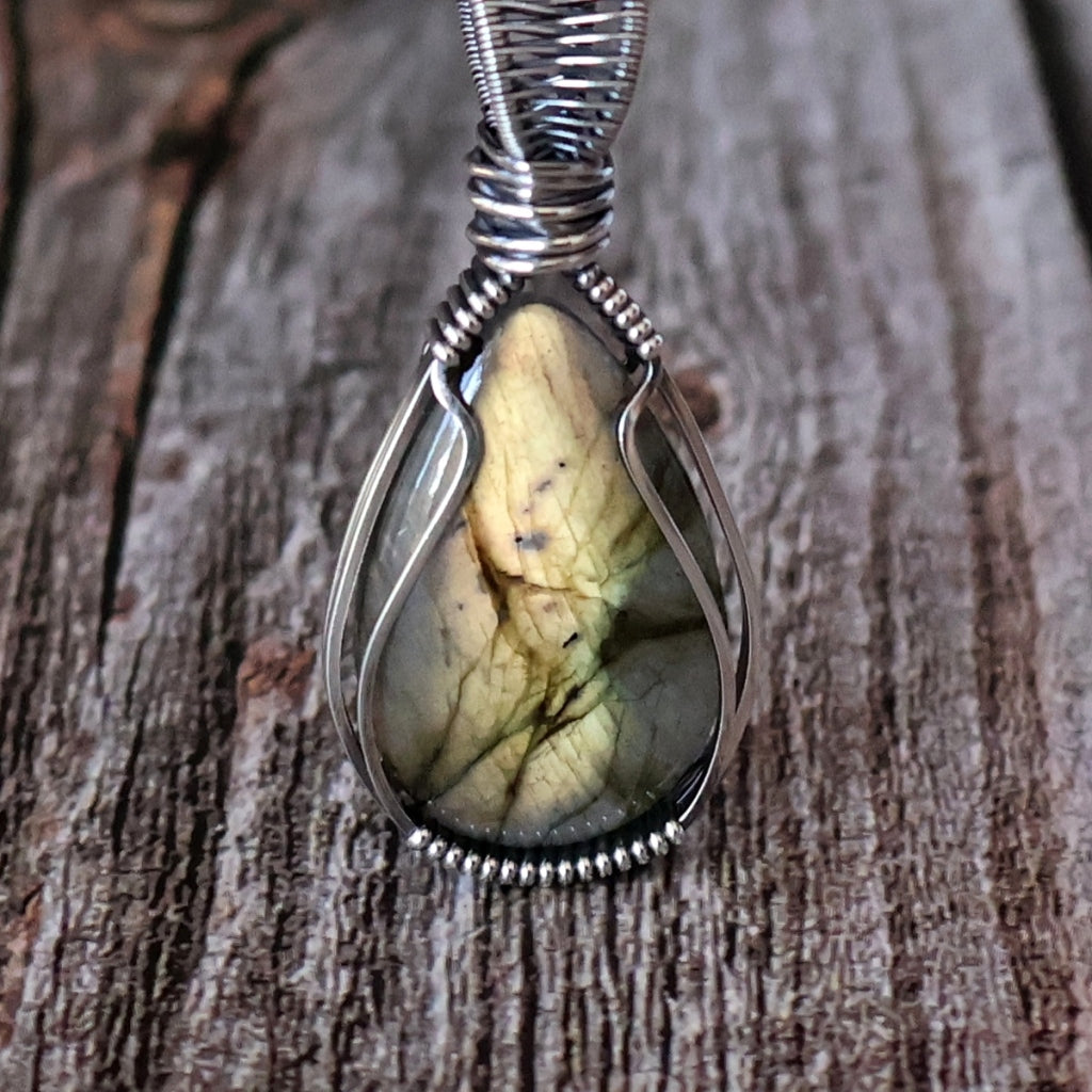Sterling Silver Labradorite Pendant ~ Talisman of Magick