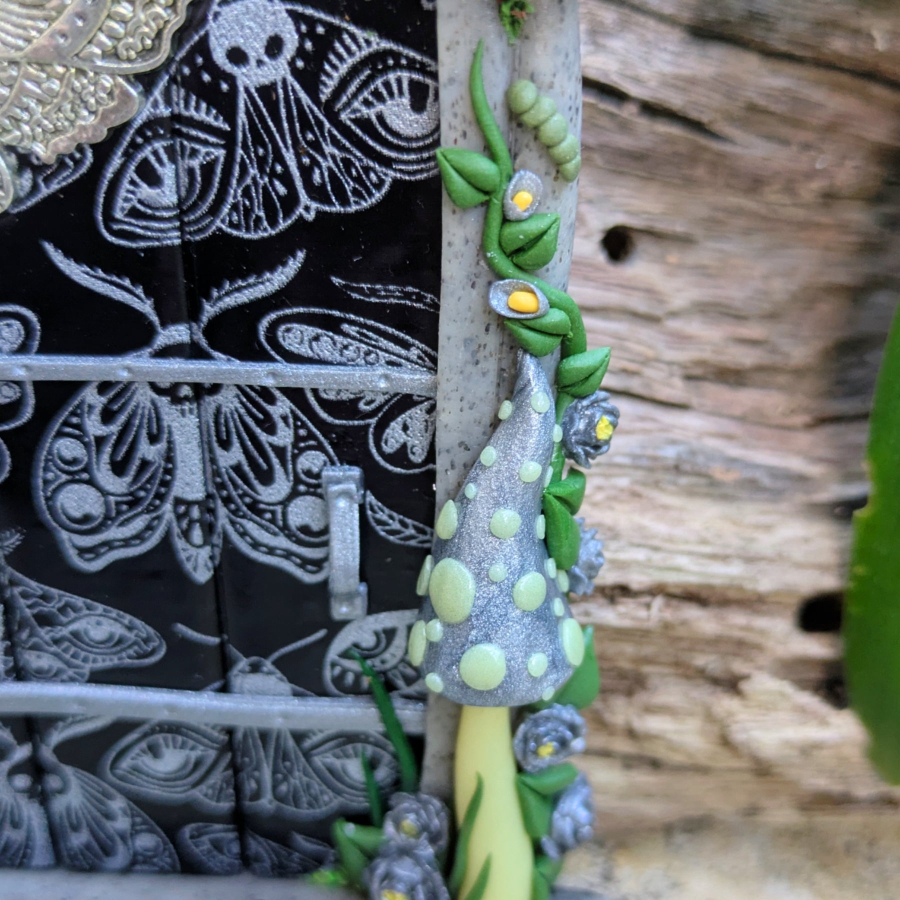 Death Head Moth Fairy Door