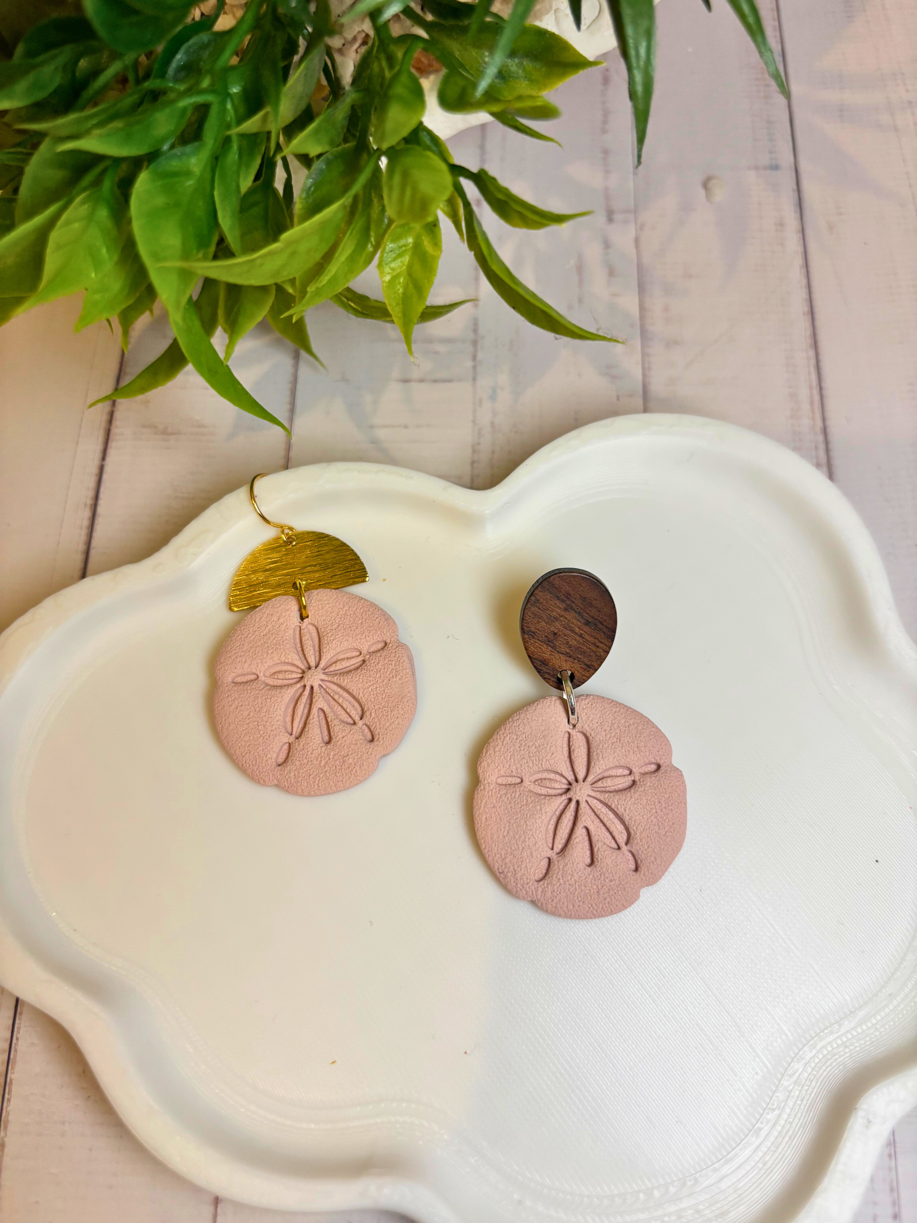 Seaside Stories | Sand Dollar Dangle Earrings