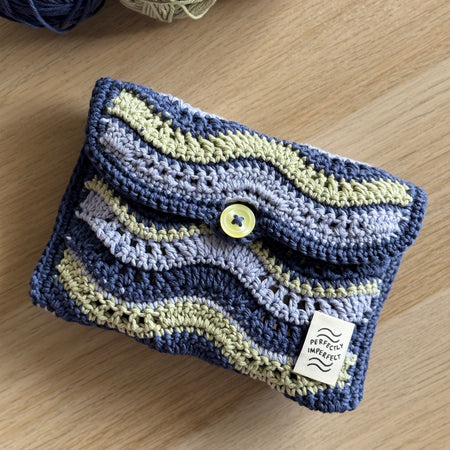 Kindle Sleeve | Handmade Crochet E-reader Accessary | Waves Ver. Cotton Yarn