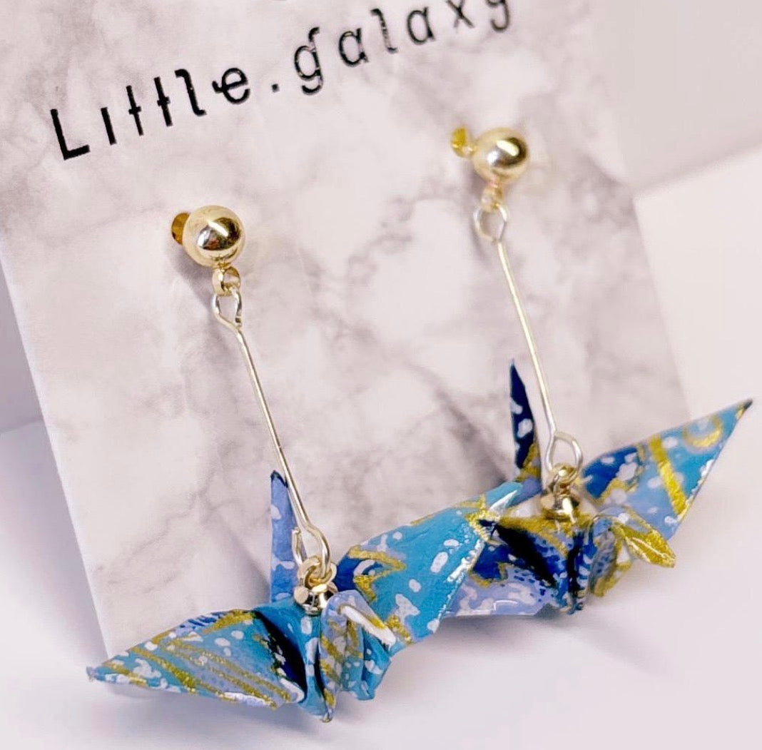 Japan hand printed paper limited special - paper origami crane earrings / ear clip on / dangle stud