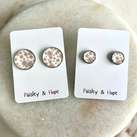 Daisy Faux Leather Bezel Style Studs - Choose size