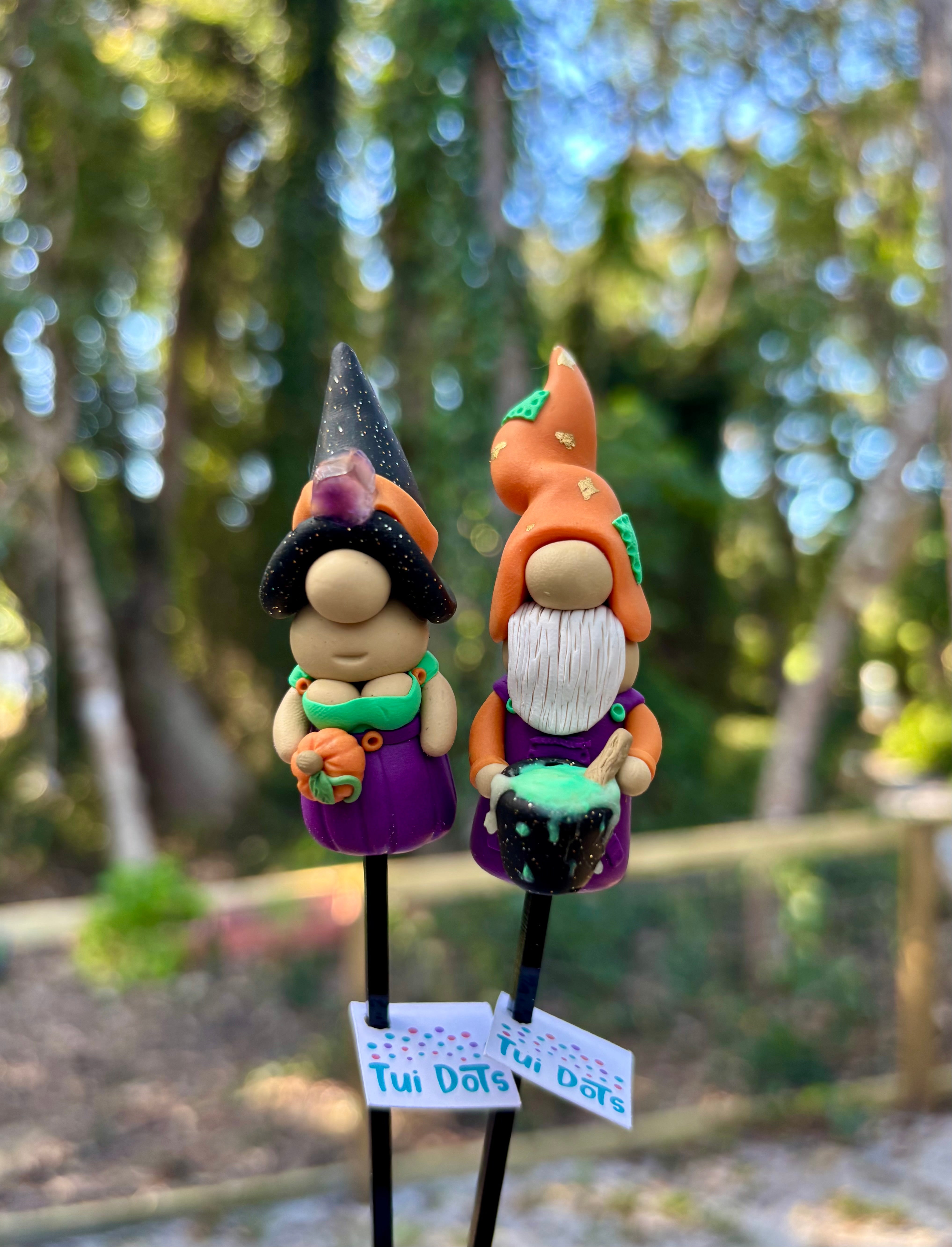 Halloween Tiny Gnomes - Spooky Couple