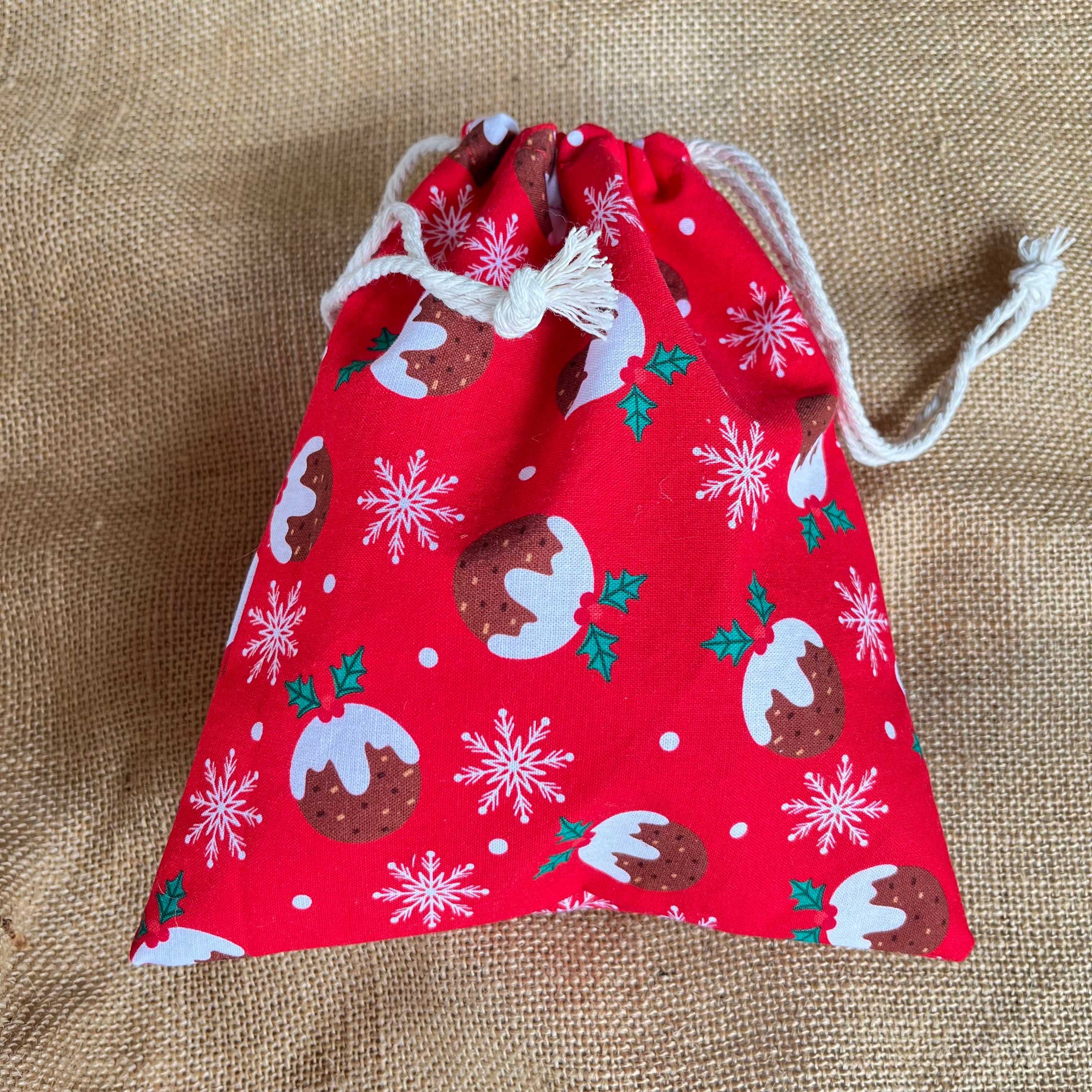 Handmade fabric gift bags | Christmas | sustainable | reusuable