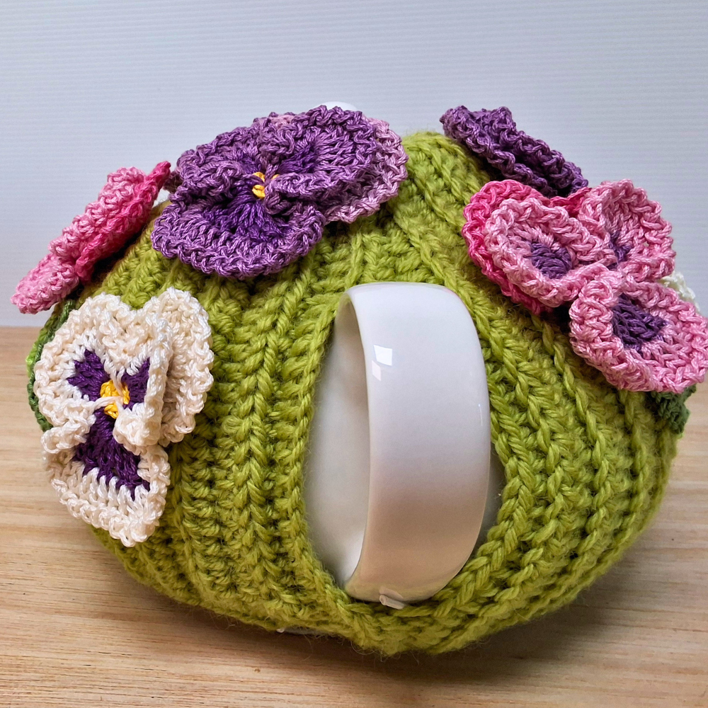 Garden of pansies tea cosy for medium teapot