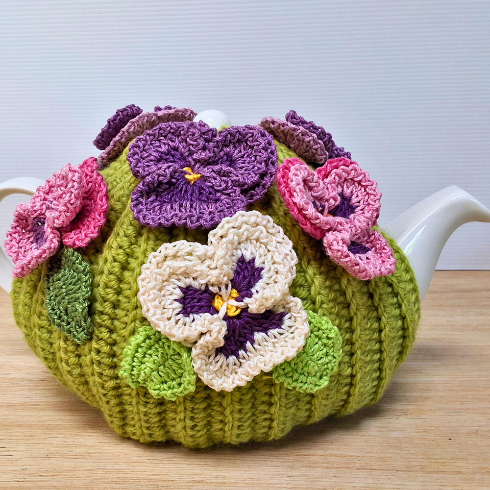 Garden of pansies tea cosy for medium teapot