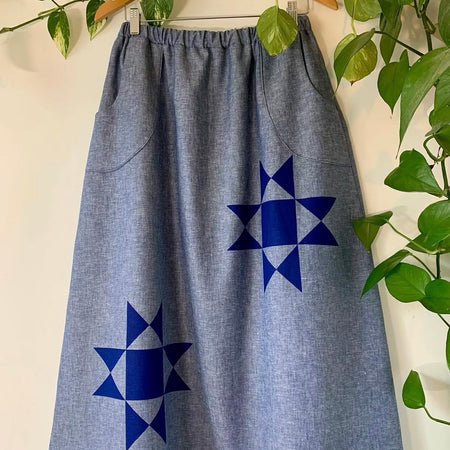 Gorgeous denim cotton screenprint skirt - medium 10-12 -  violetclothing - free postage