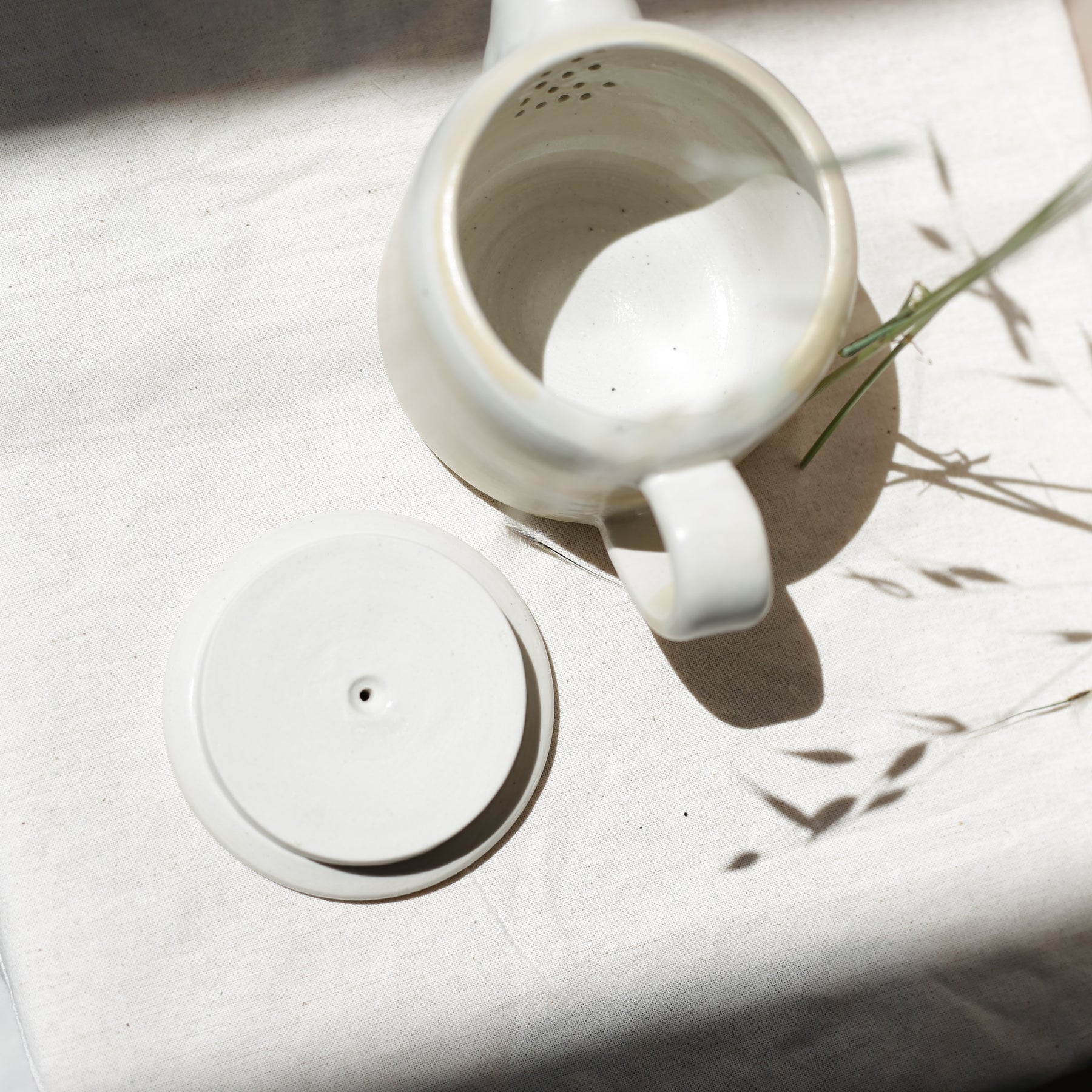 Sunkissed Tea Pot