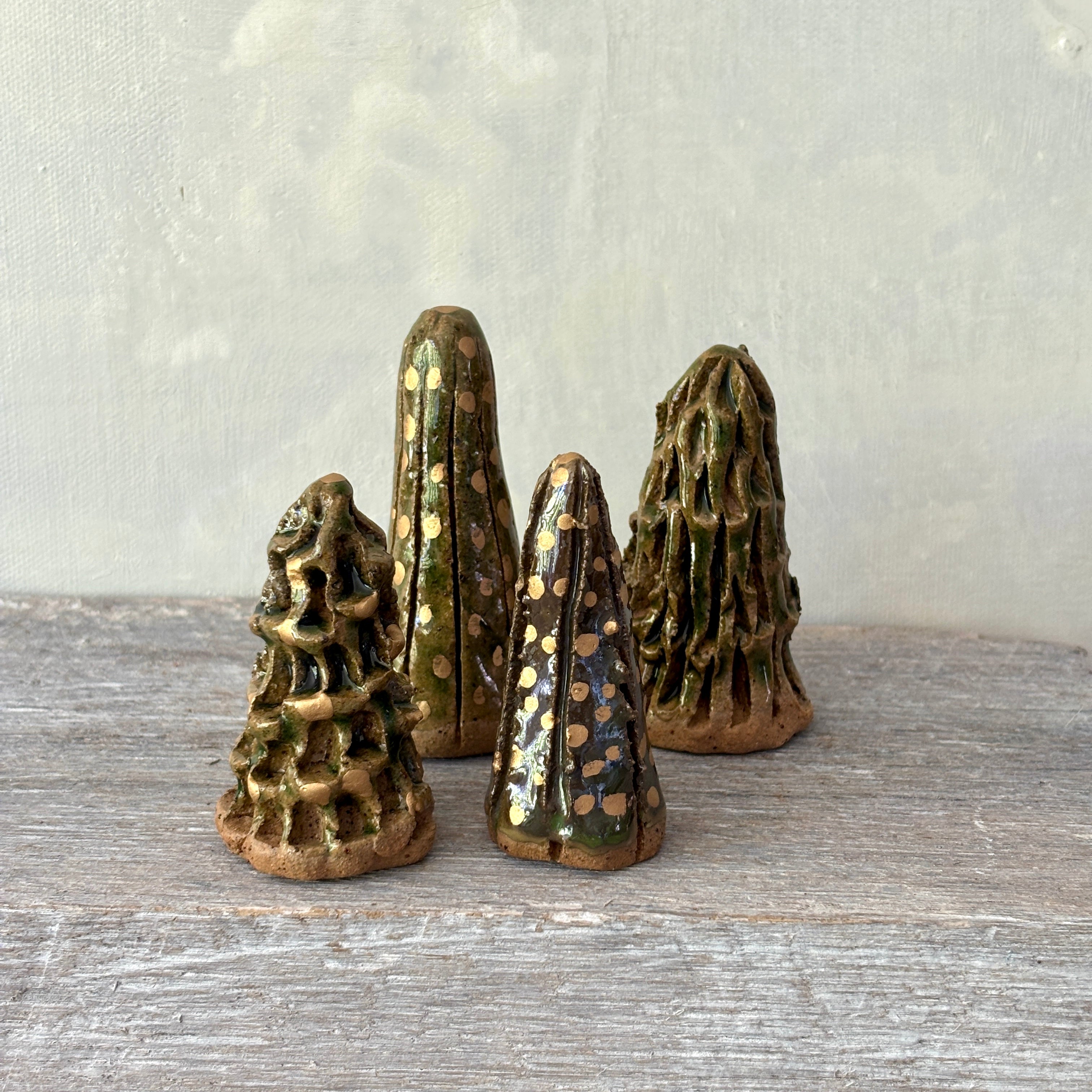 Two small ceramic Christmas Trees in green with Gold