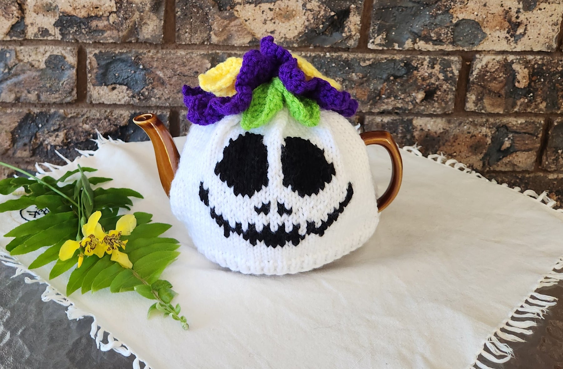 Tea Cosy - Halloween Jack Spring