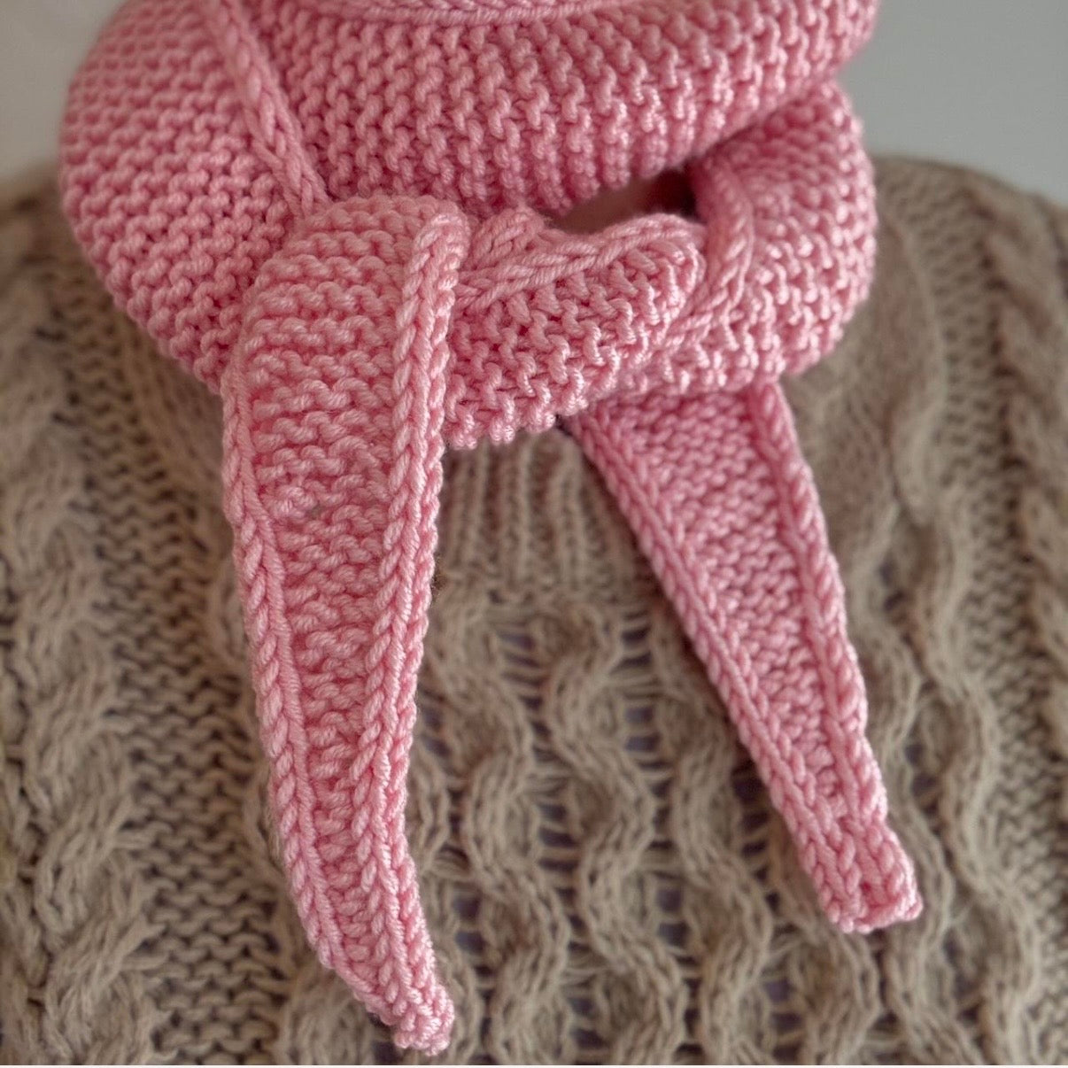 Knitted wool sophie scarf in Pink