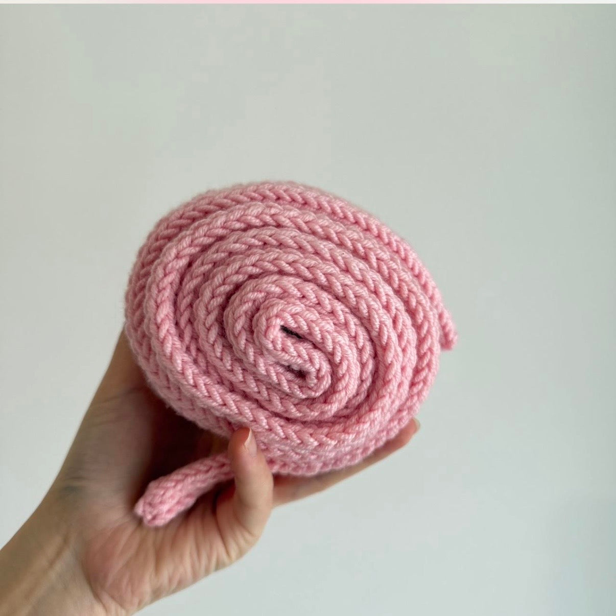Knitted wool sophie scarf in Pink