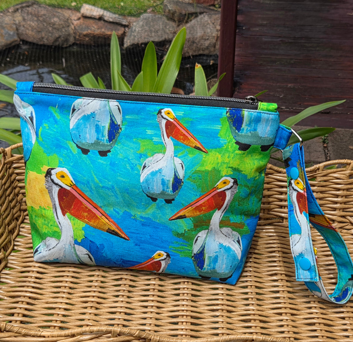 Jumbo Pouch in Bright Pelican Fabric